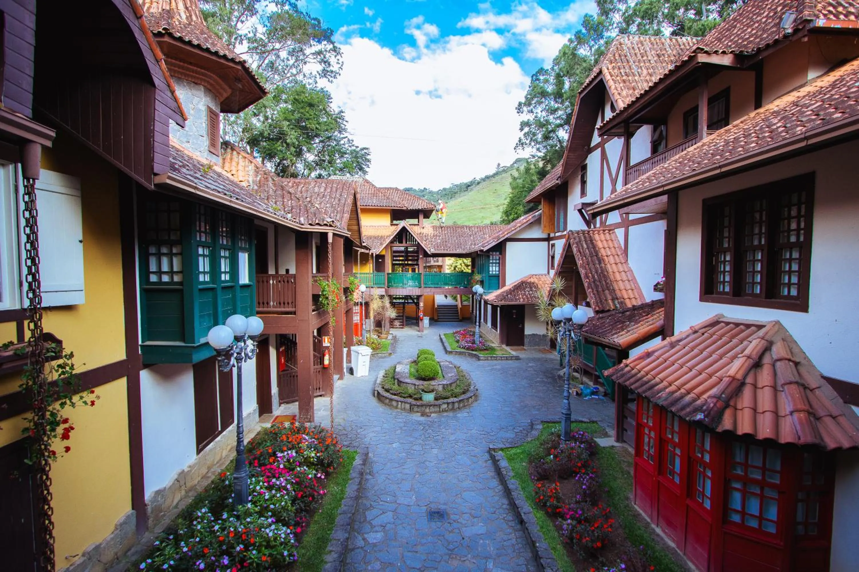 Property building in Village Le Canton