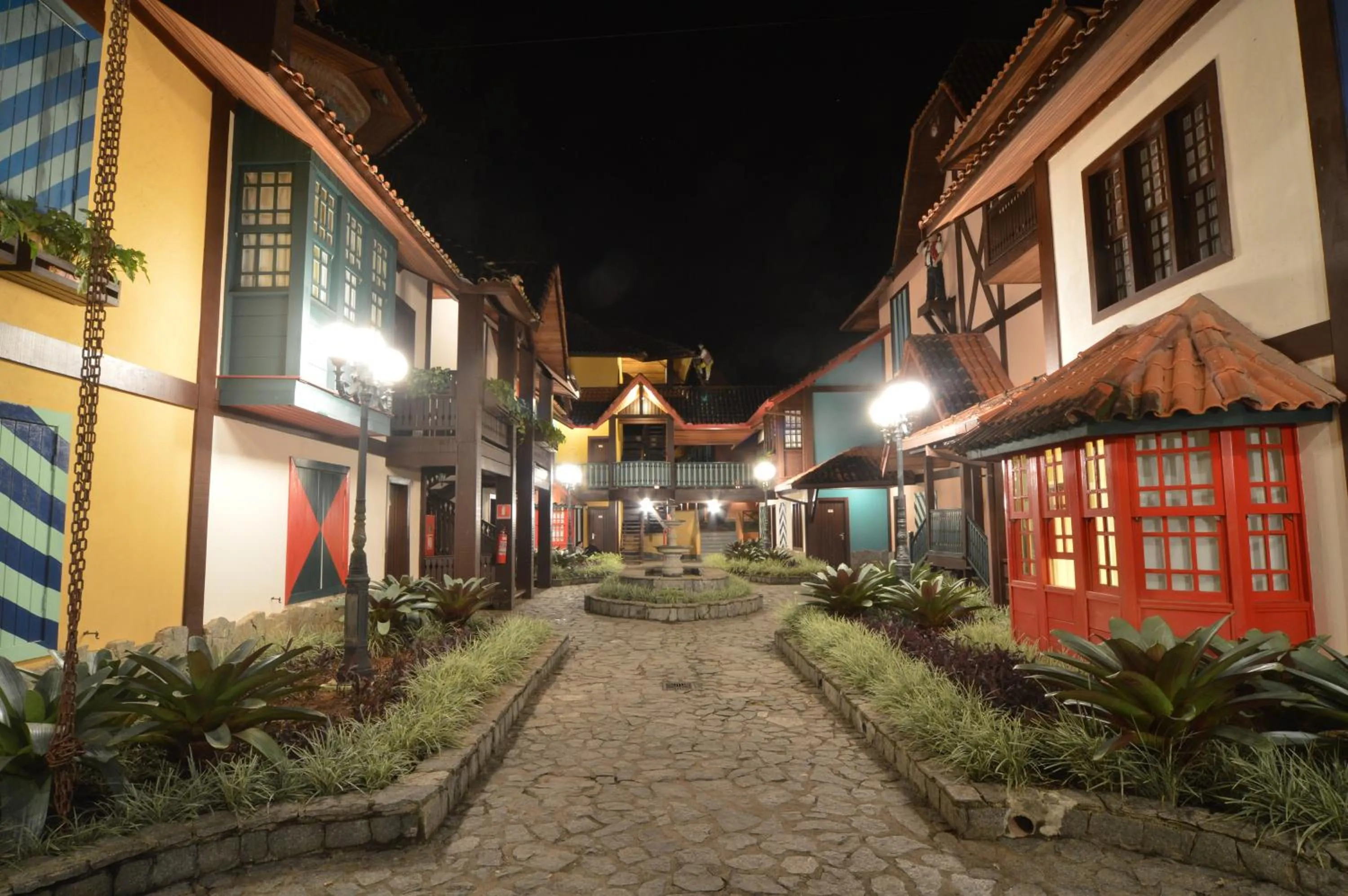 Property building in Village Le Canton