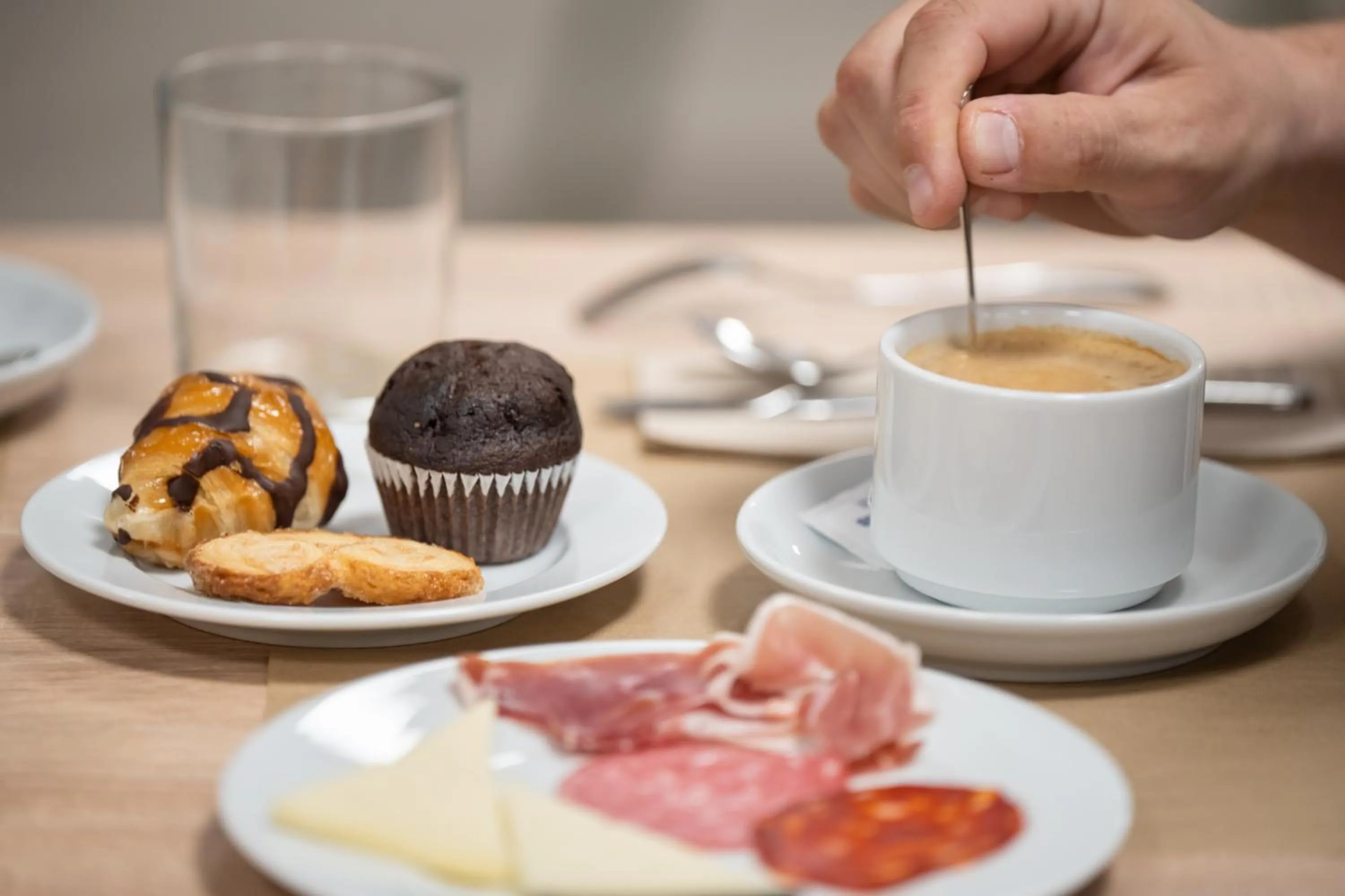 Buffet breakfast in Líbere Vitoria
