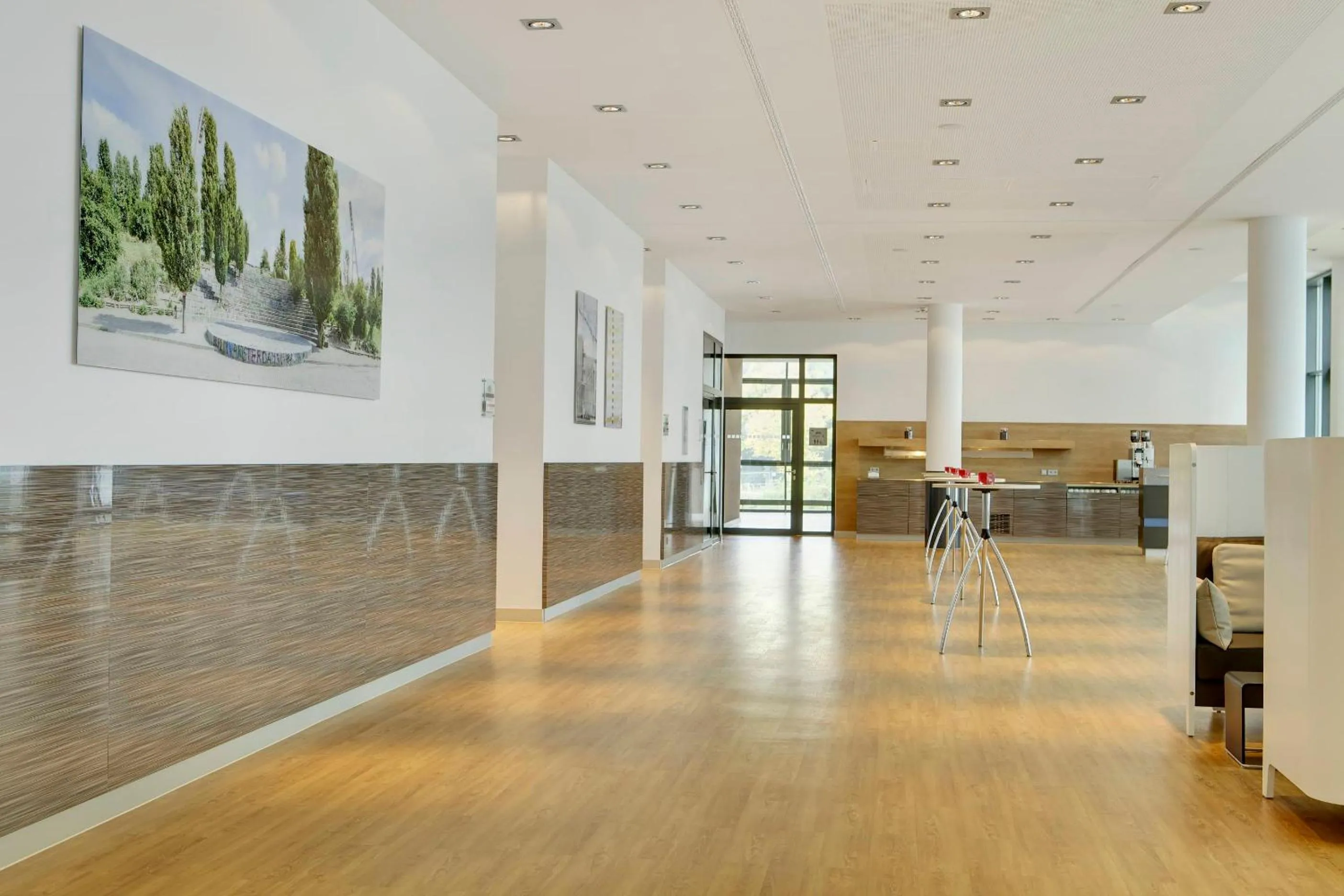 Meeting/conference room in IntercityHotel Berlin Hauptbahnhof