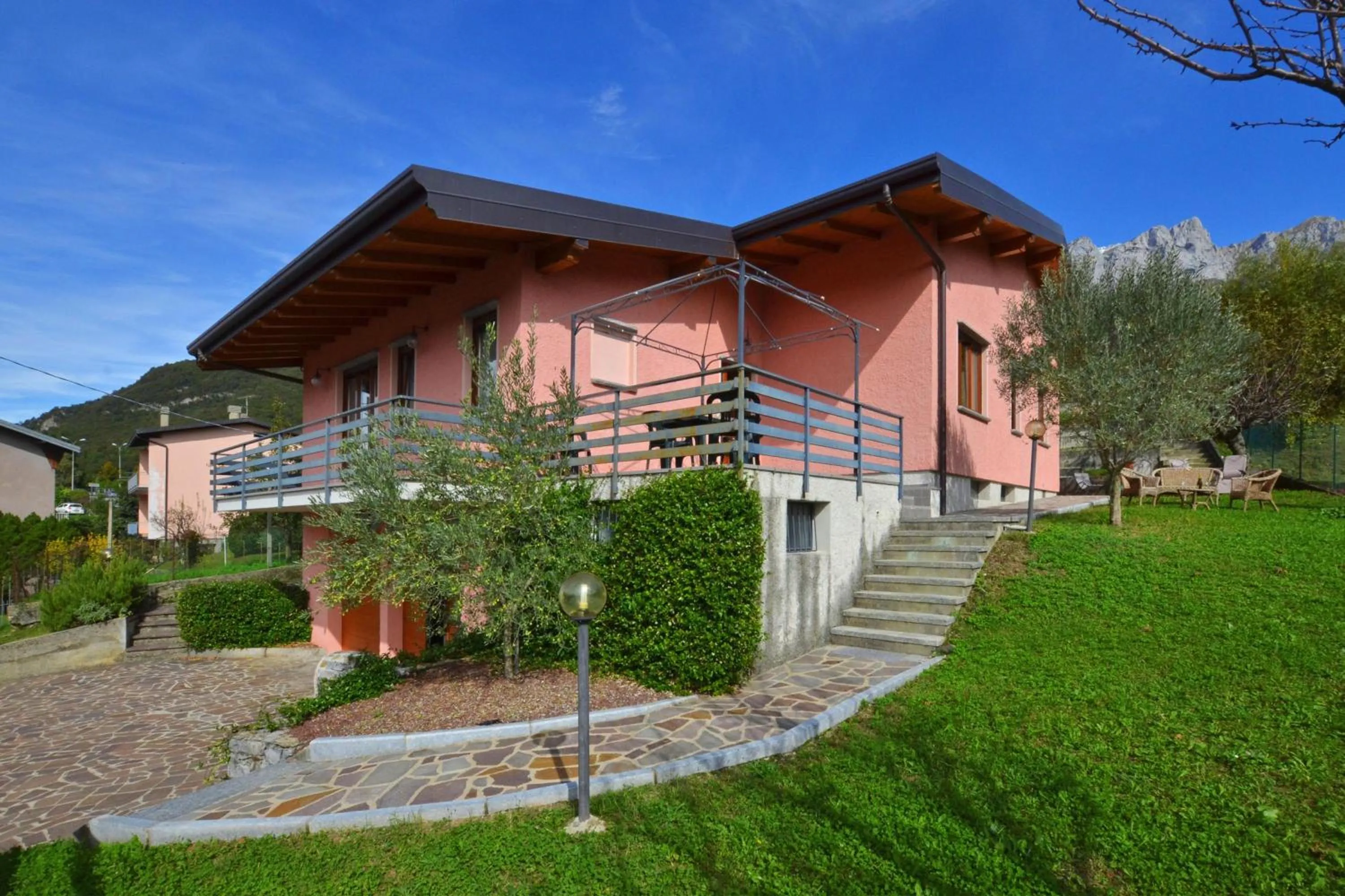 Property building in Casa Virginia