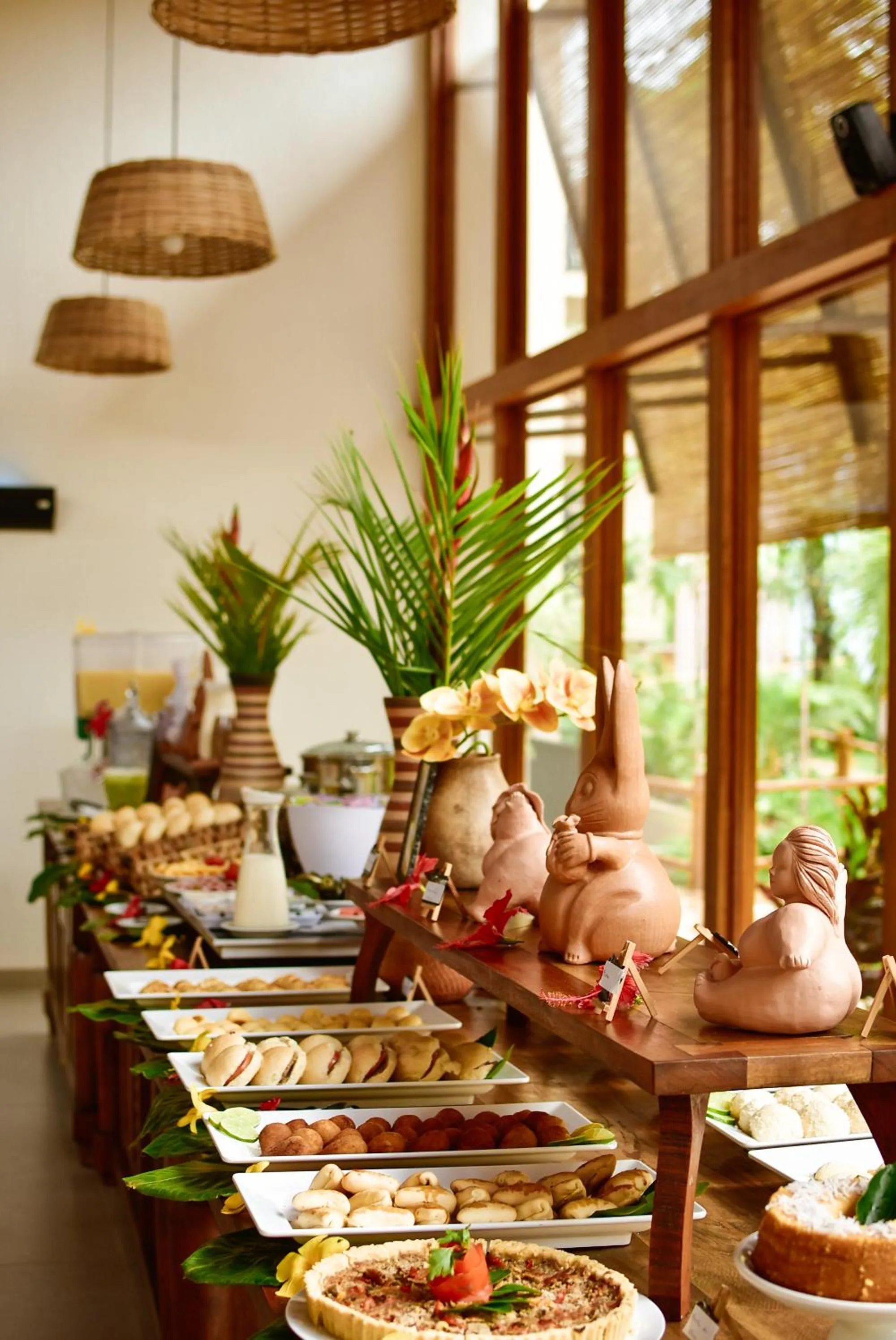 Buffet breakfast in Pousada Patuá do Morro