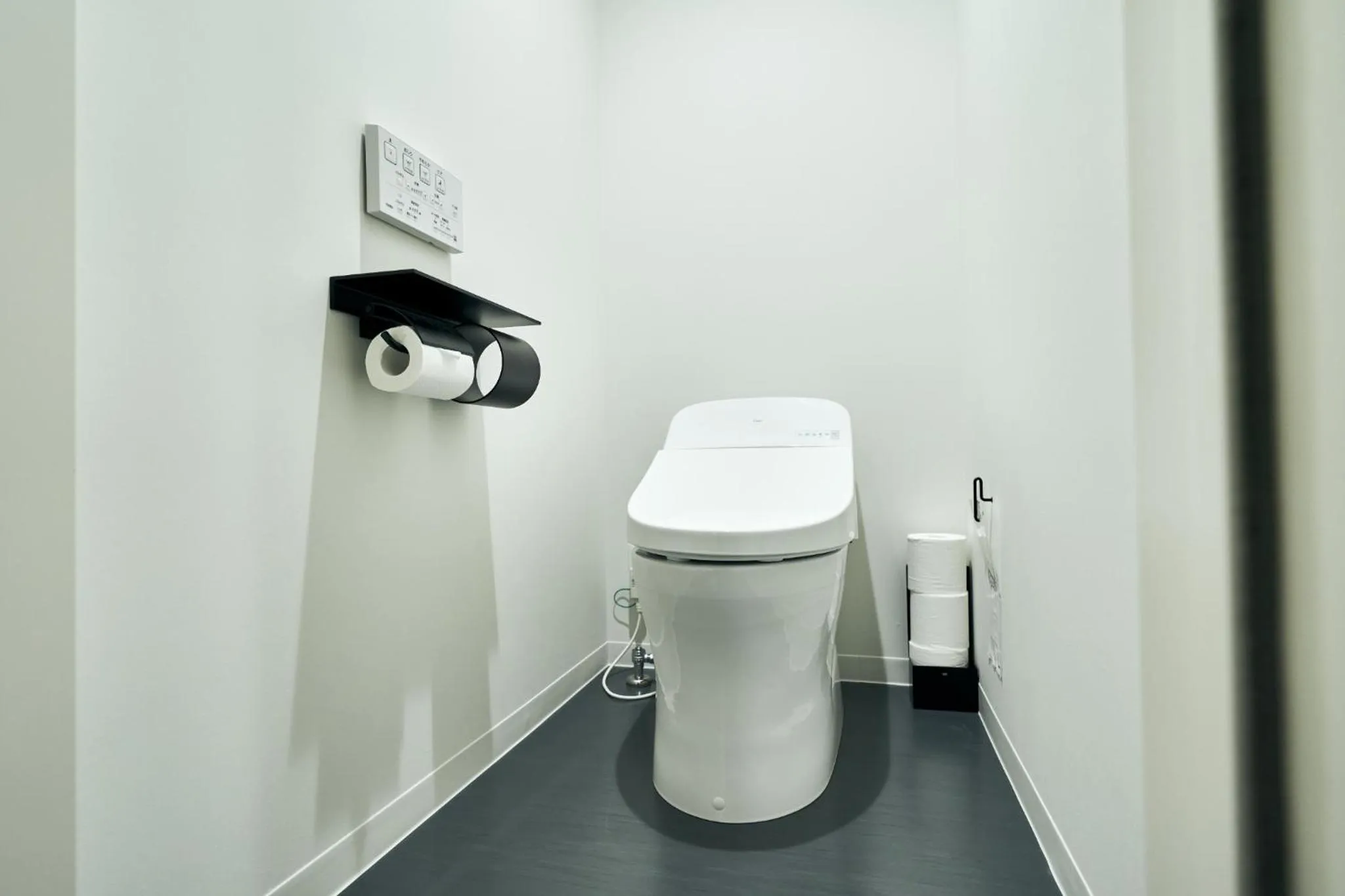 Rakuten STAY Osaka Station North Deluxe Fourth