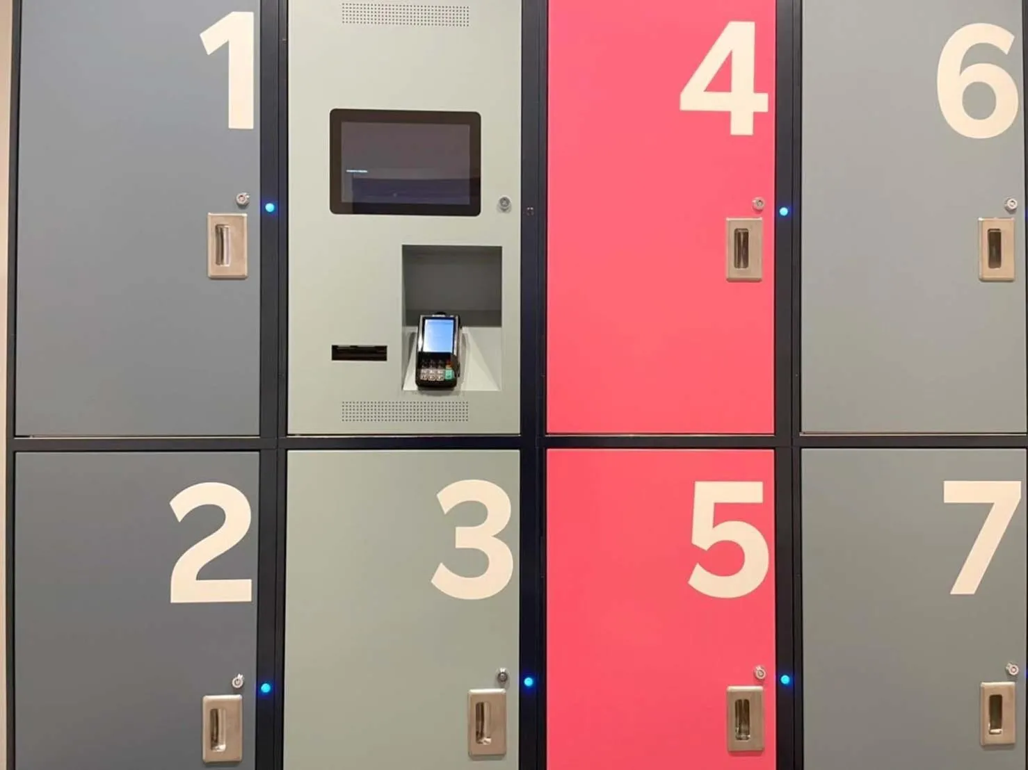 Rakuten STAY Osaka Station North Deluxe Fourth