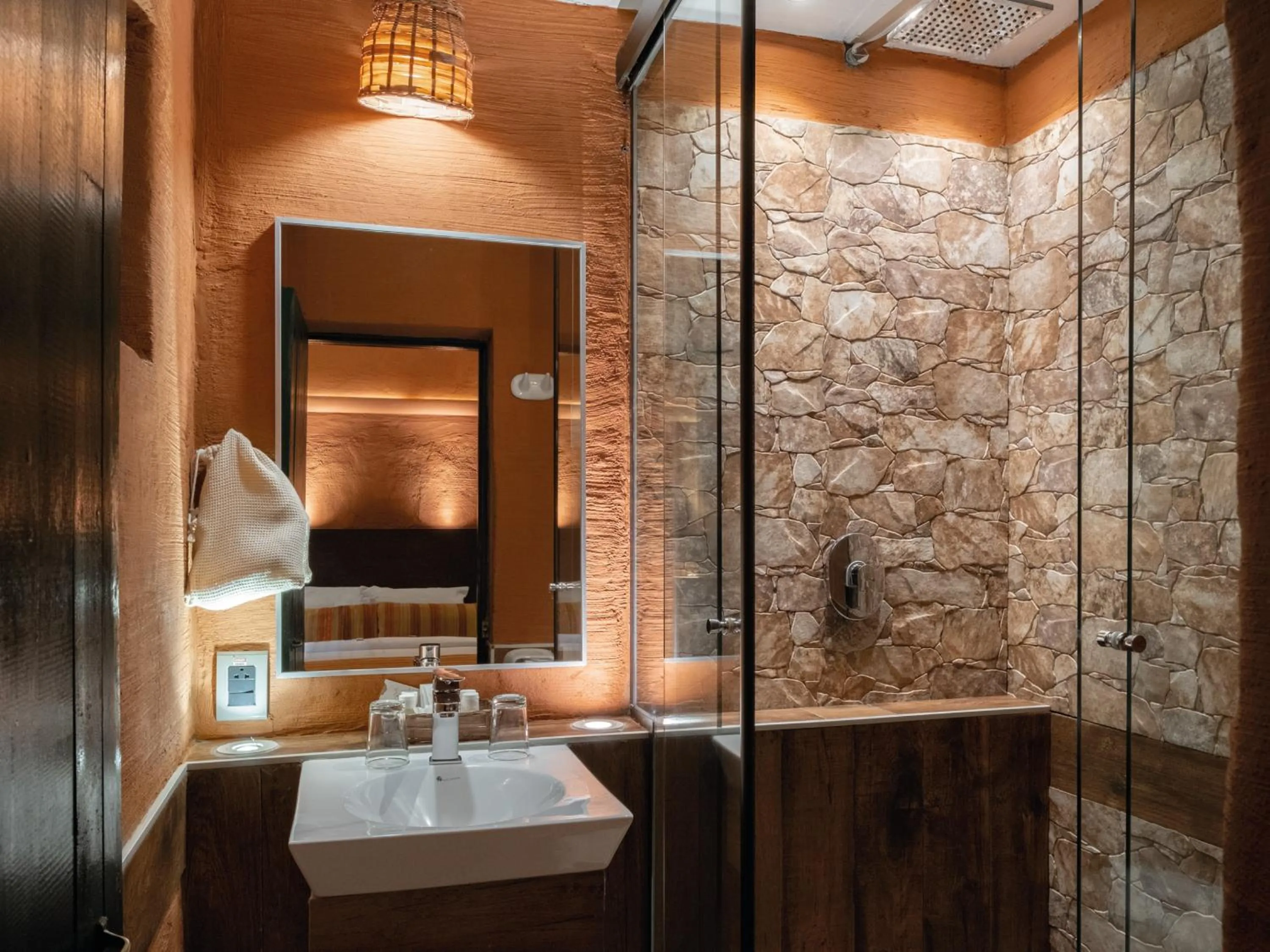 Bathroom in Hotel Jardines de Uyuni