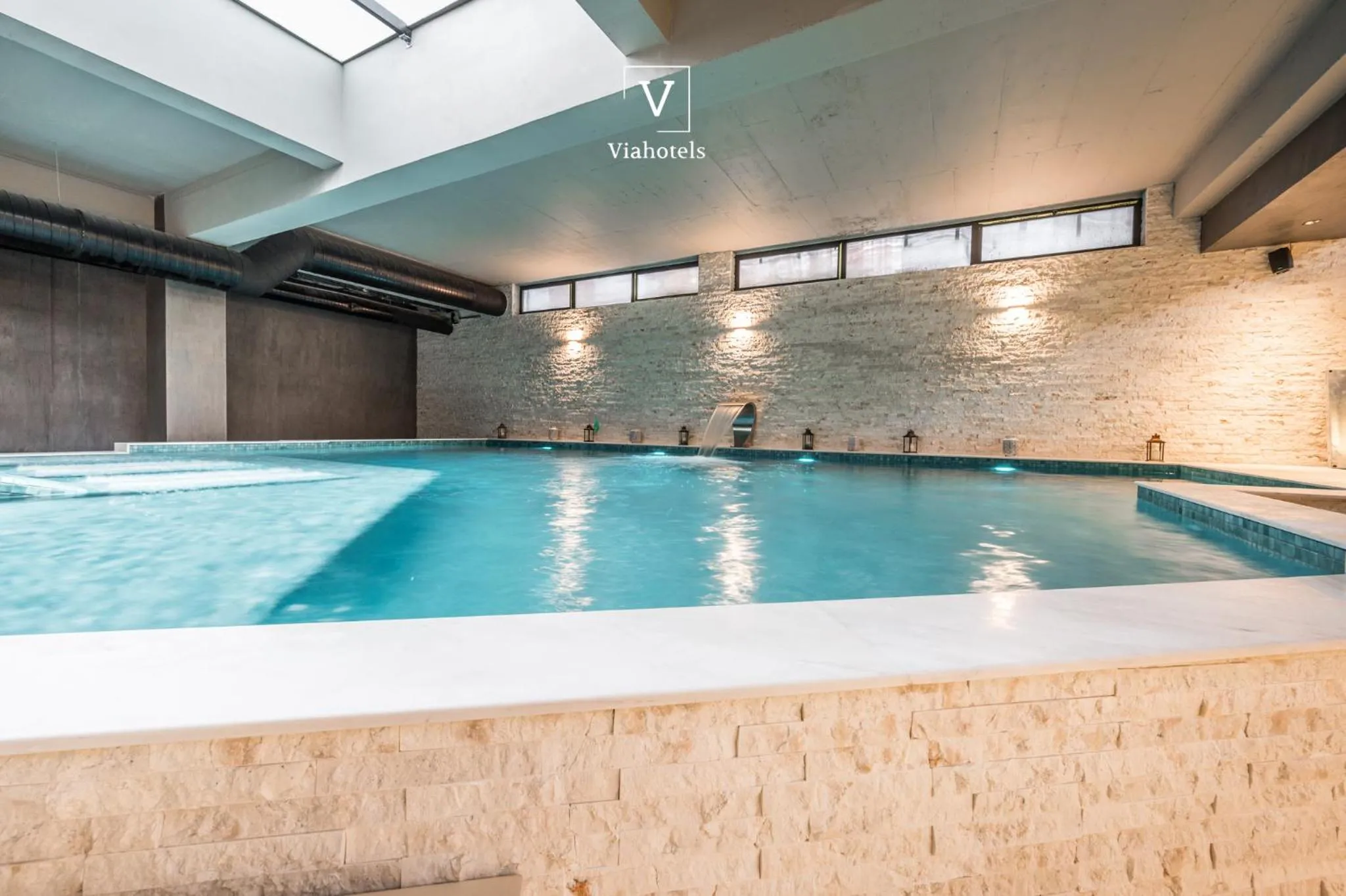 Swimming pool in VH Eurostar Tirana Hotel Congress & Tirana Spa