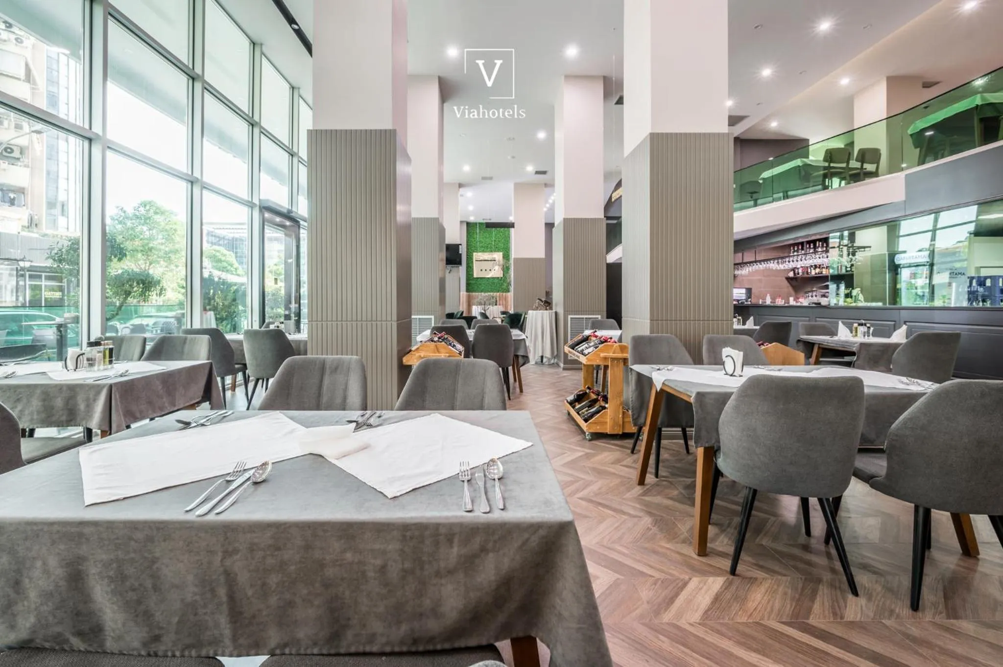 Restaurant/places to eat in VH Eurostar Tirana Hotel Congress & Tirana Spa