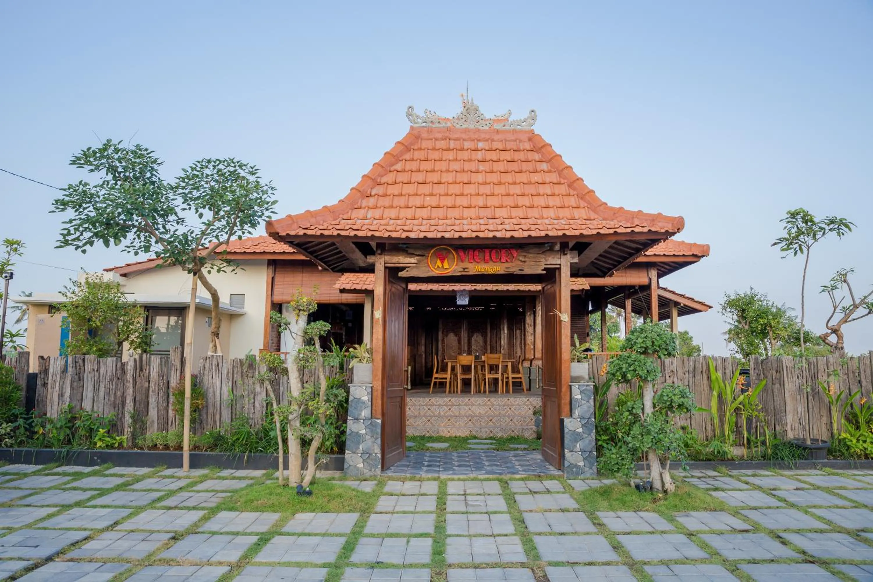 Property building in Victory Munggu