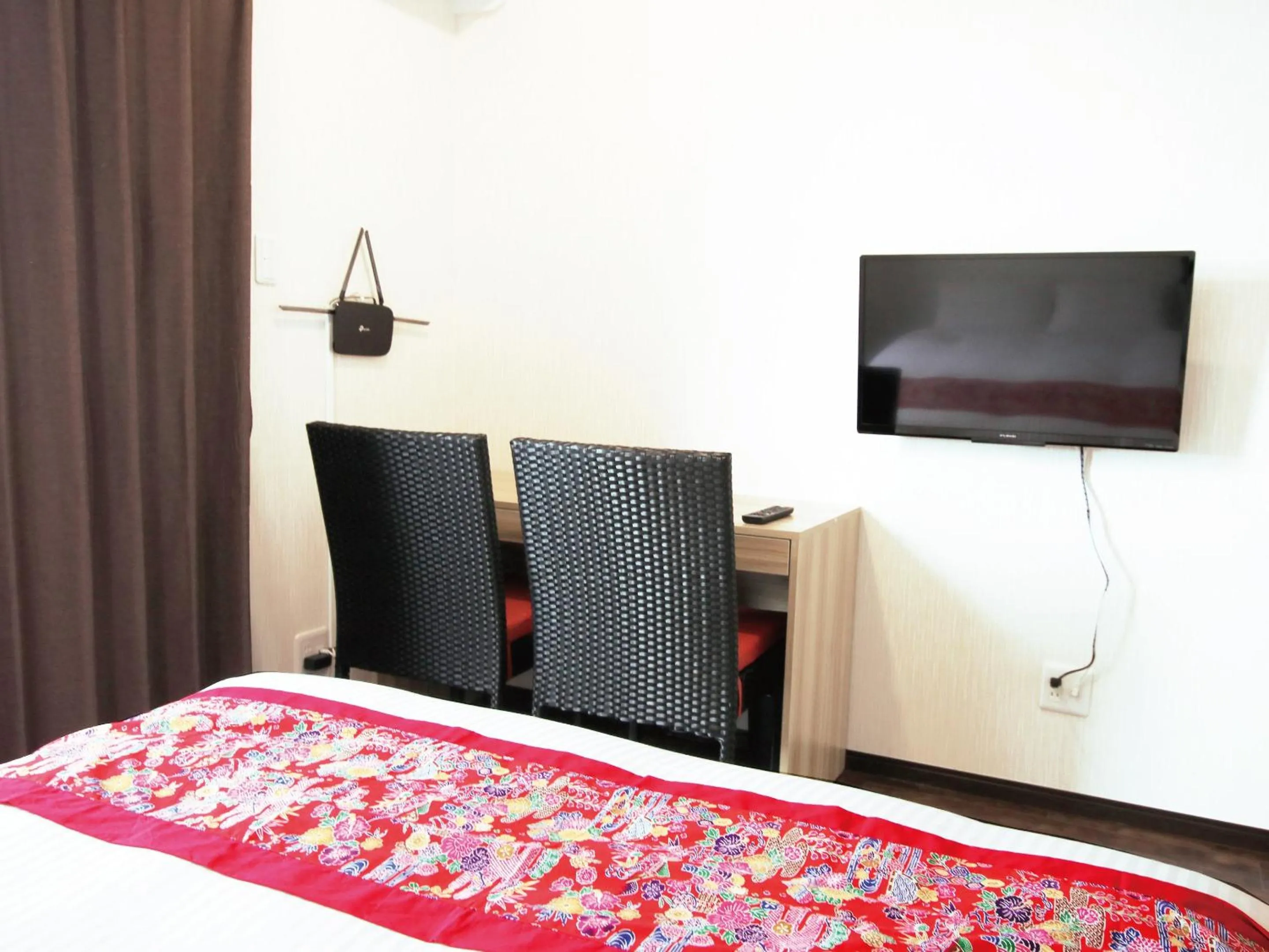 TV and multimedia, Bed in AMAWARI HOTEL -SEVEN Hotels and Resorts-