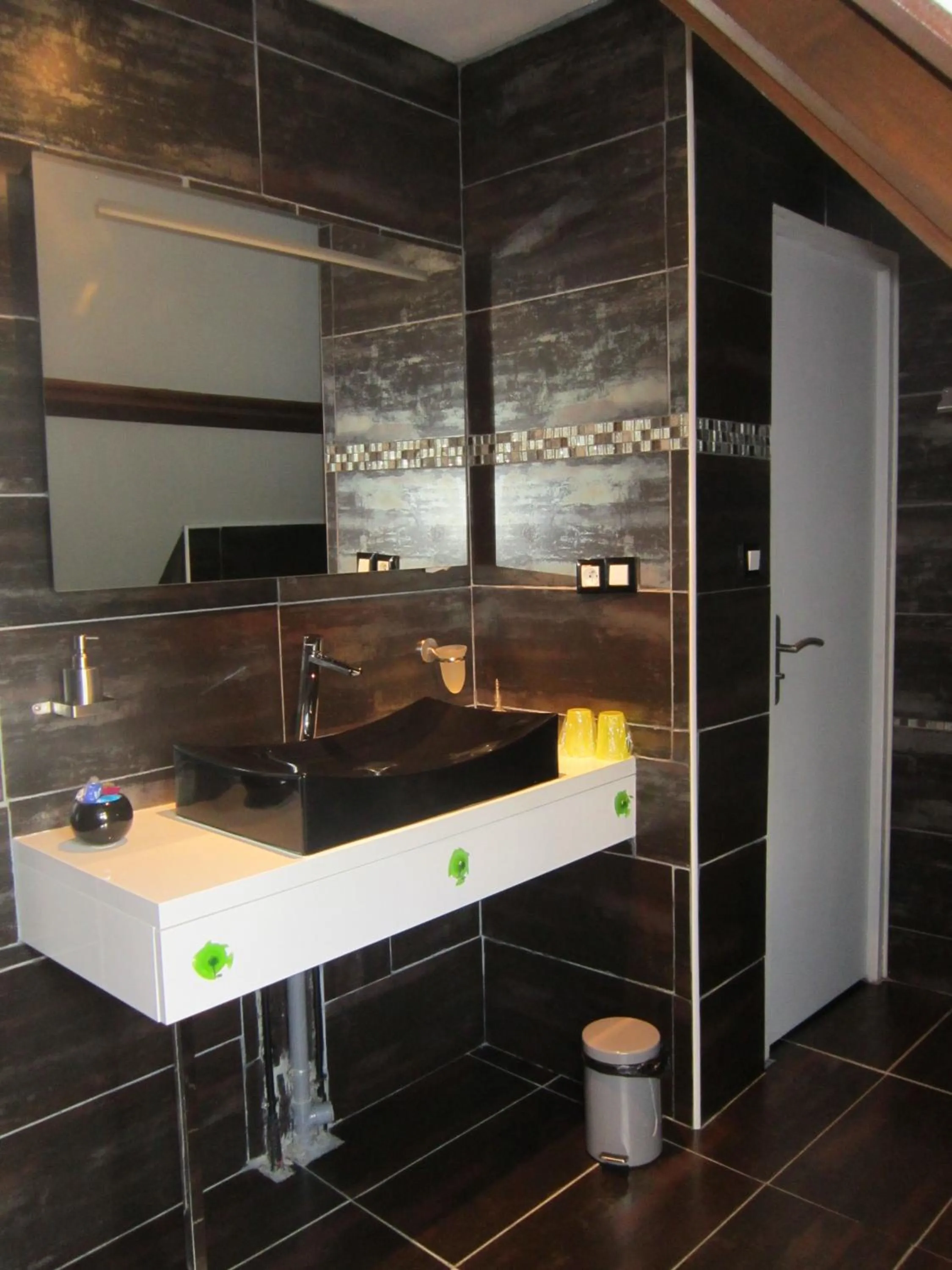 Bathroom in L'Anctovillière