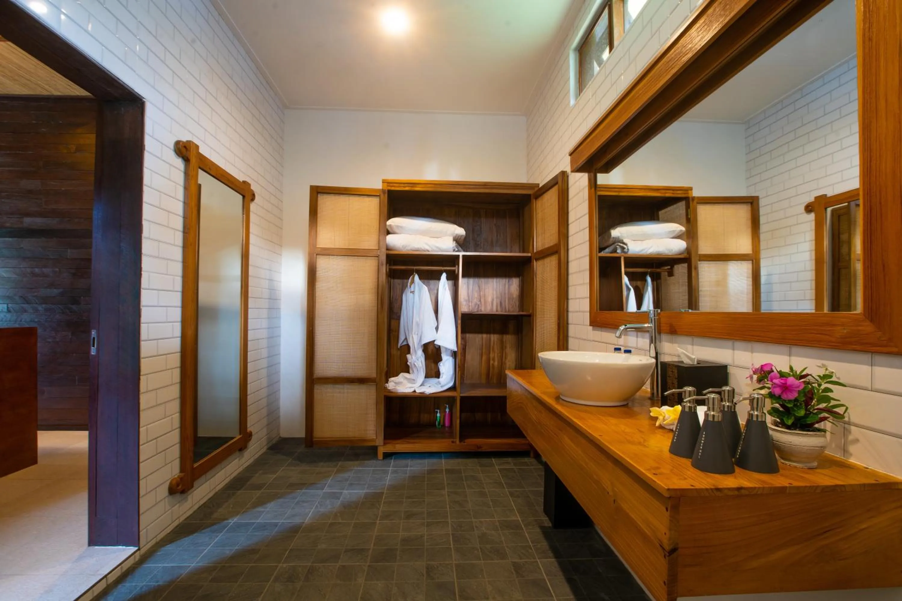 Bathroom in The Kirana Tembok