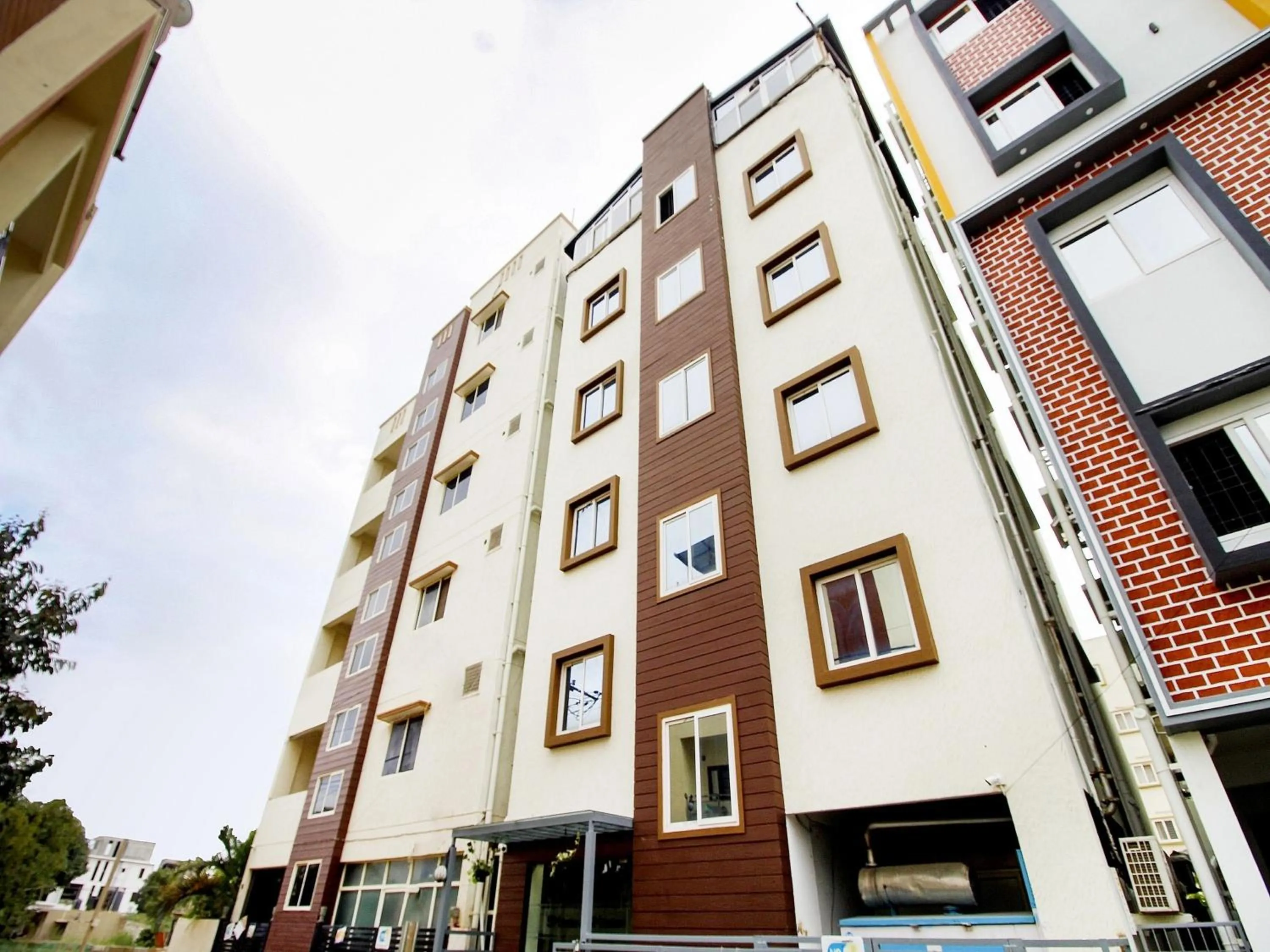 Facade/entrance in Hotel O Sm Residency