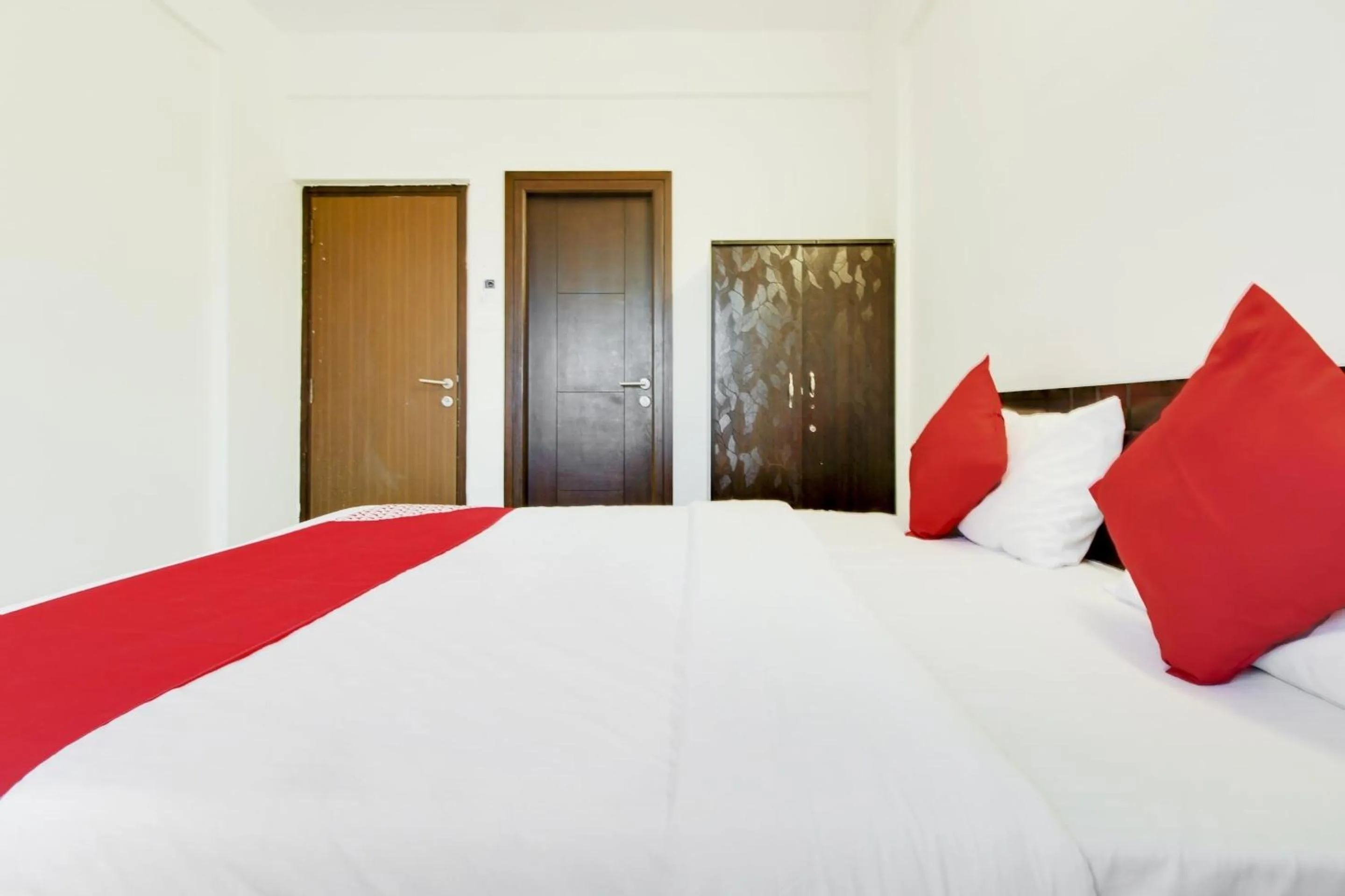 Bedroom, Bed in Hotel O Sm Residency