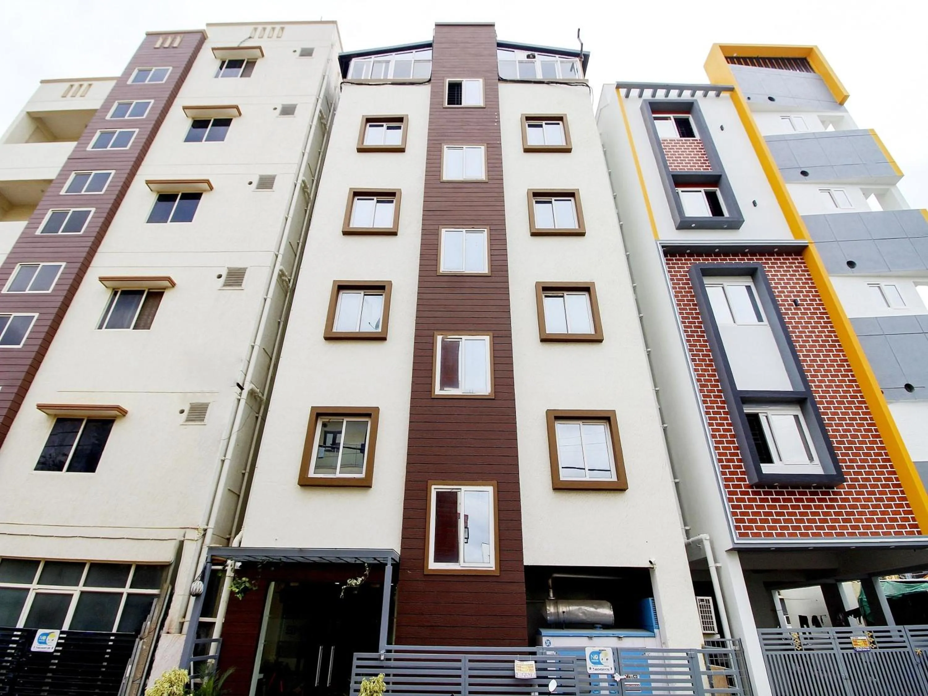 Facade/entrance in Hotel O Sm Residency