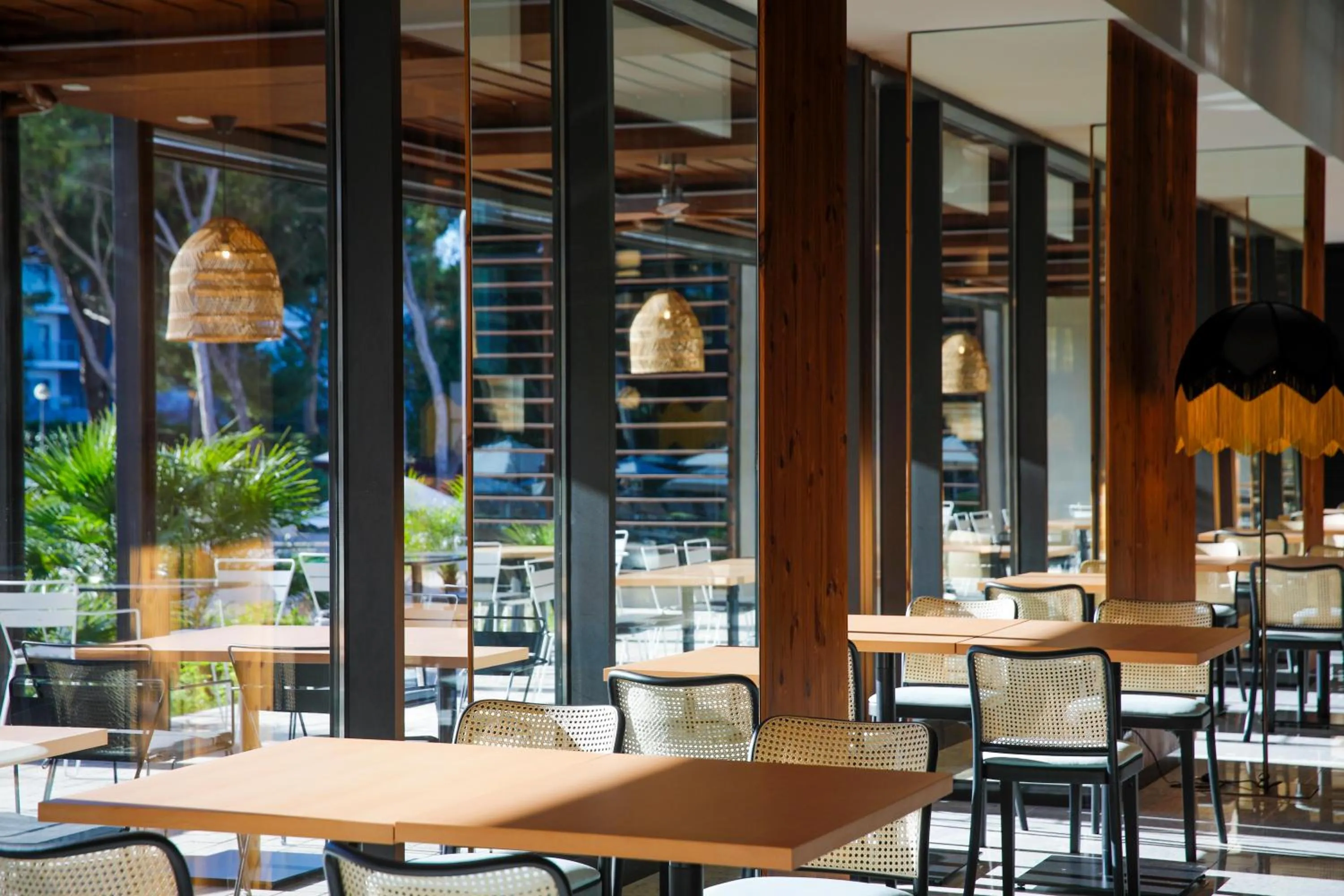 Restaurant/places to eat in Hotel Aubamar Suites & Spa