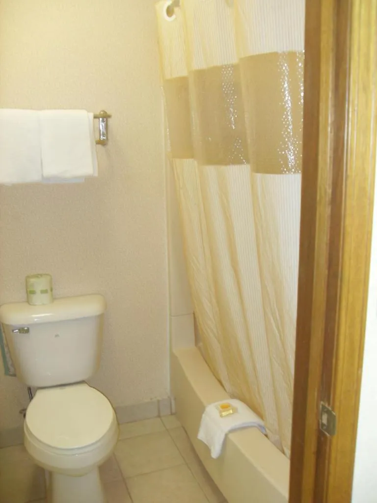 Days Inn by Wyndham Maumee/Toledo