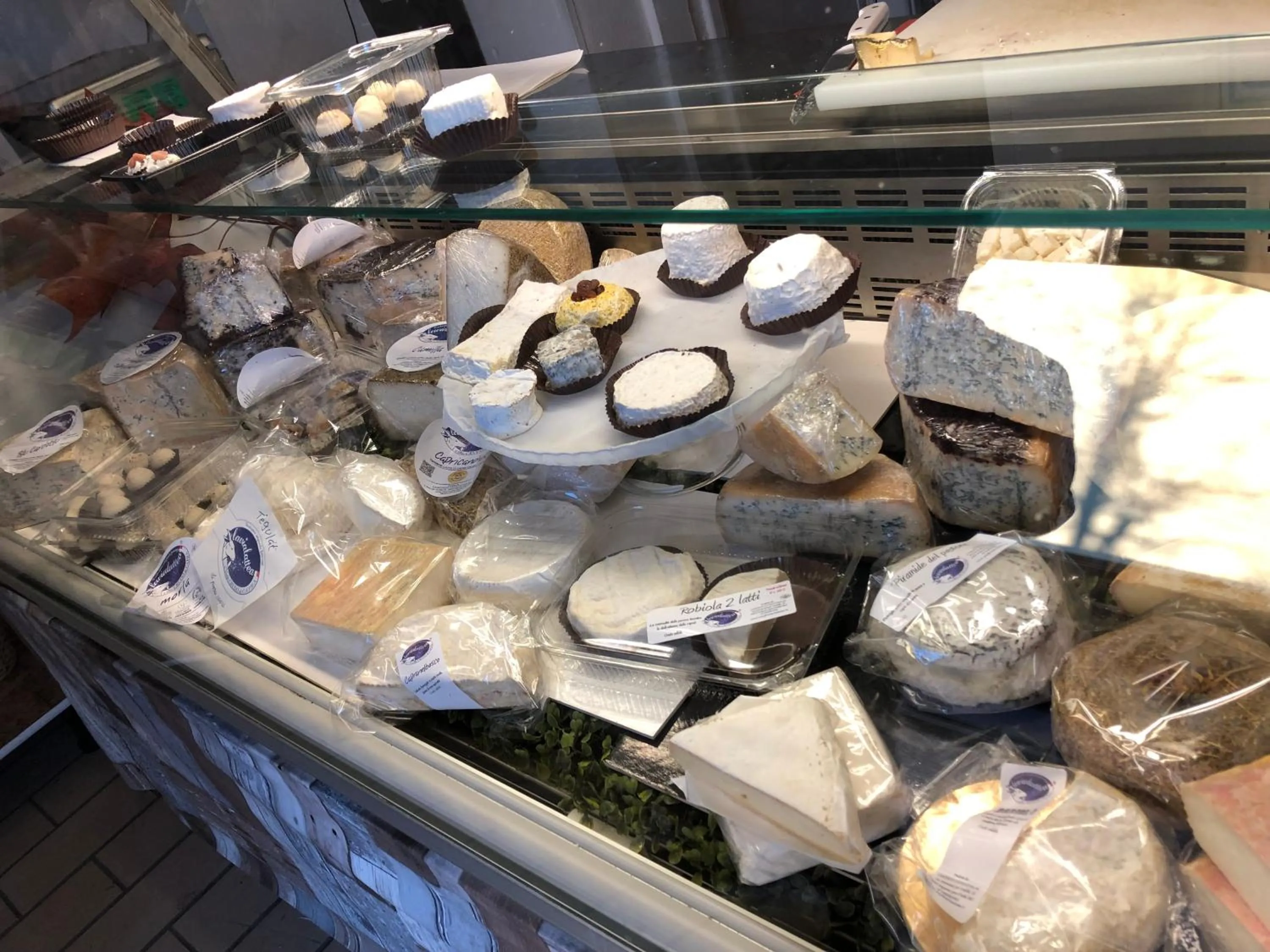 Villa Orsini - A Retreat in Pisa - Food and Relax