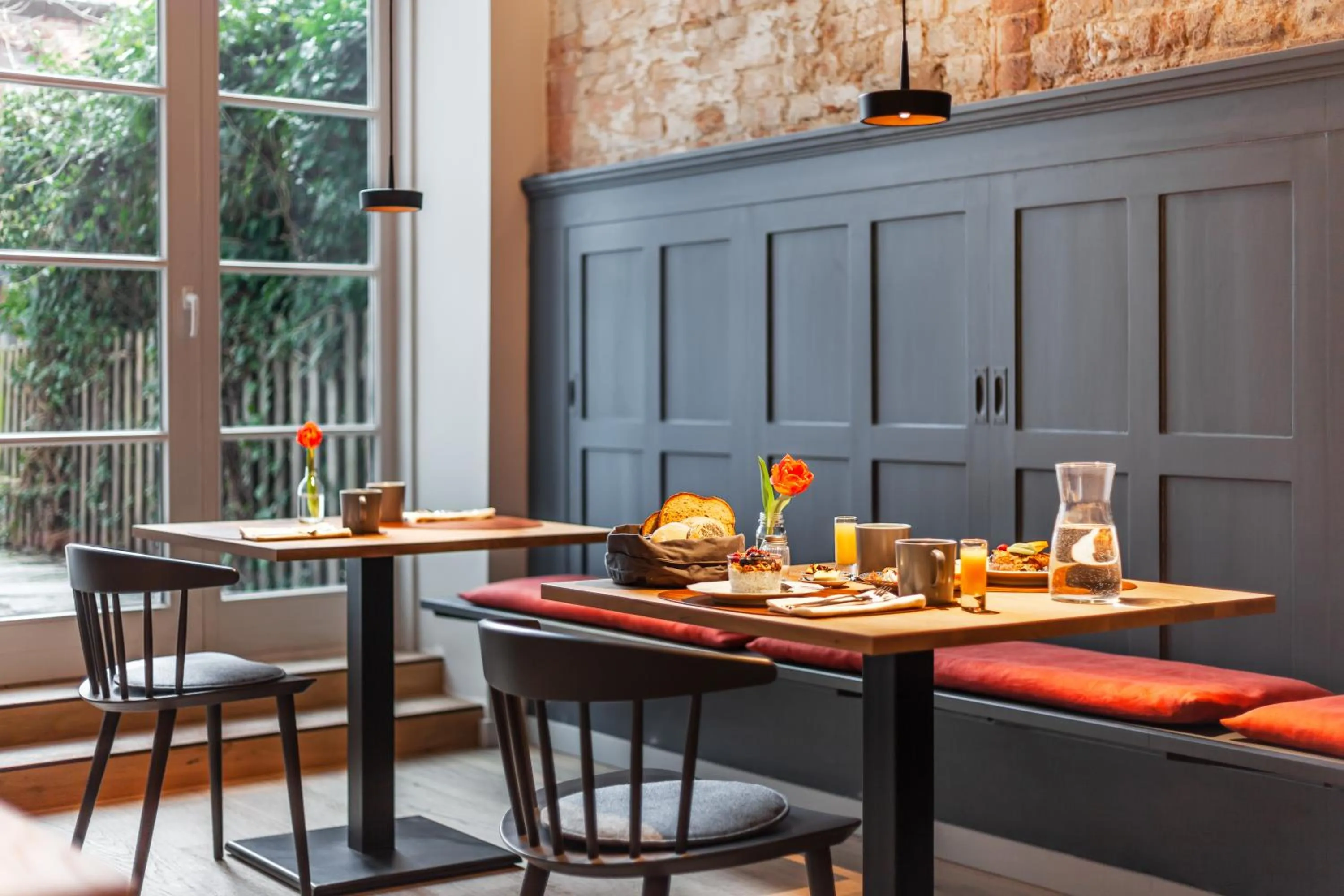 Restaurant/places to eat in Hotel Die Reederin