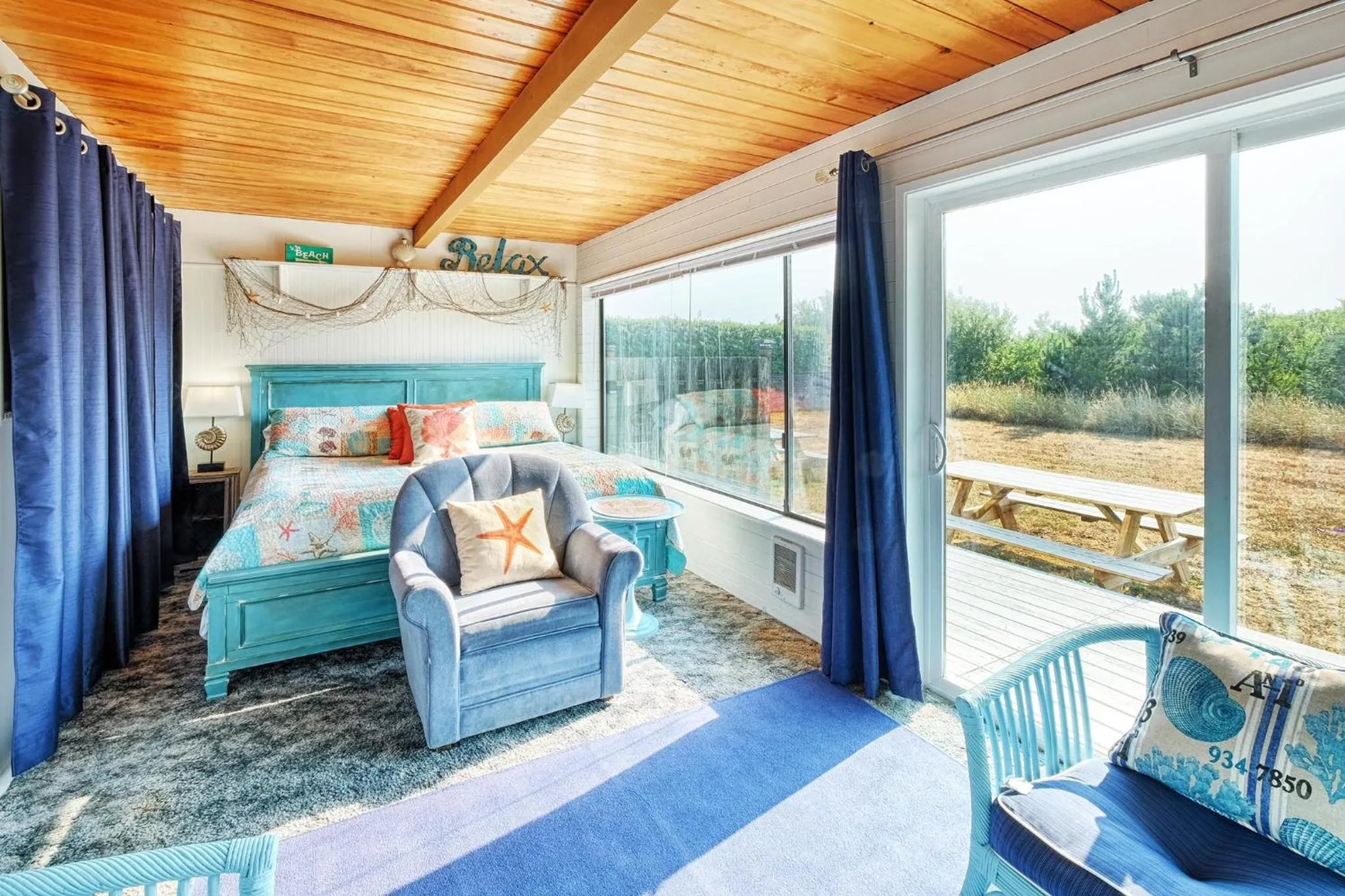 Bed in Pacific Surf Condos