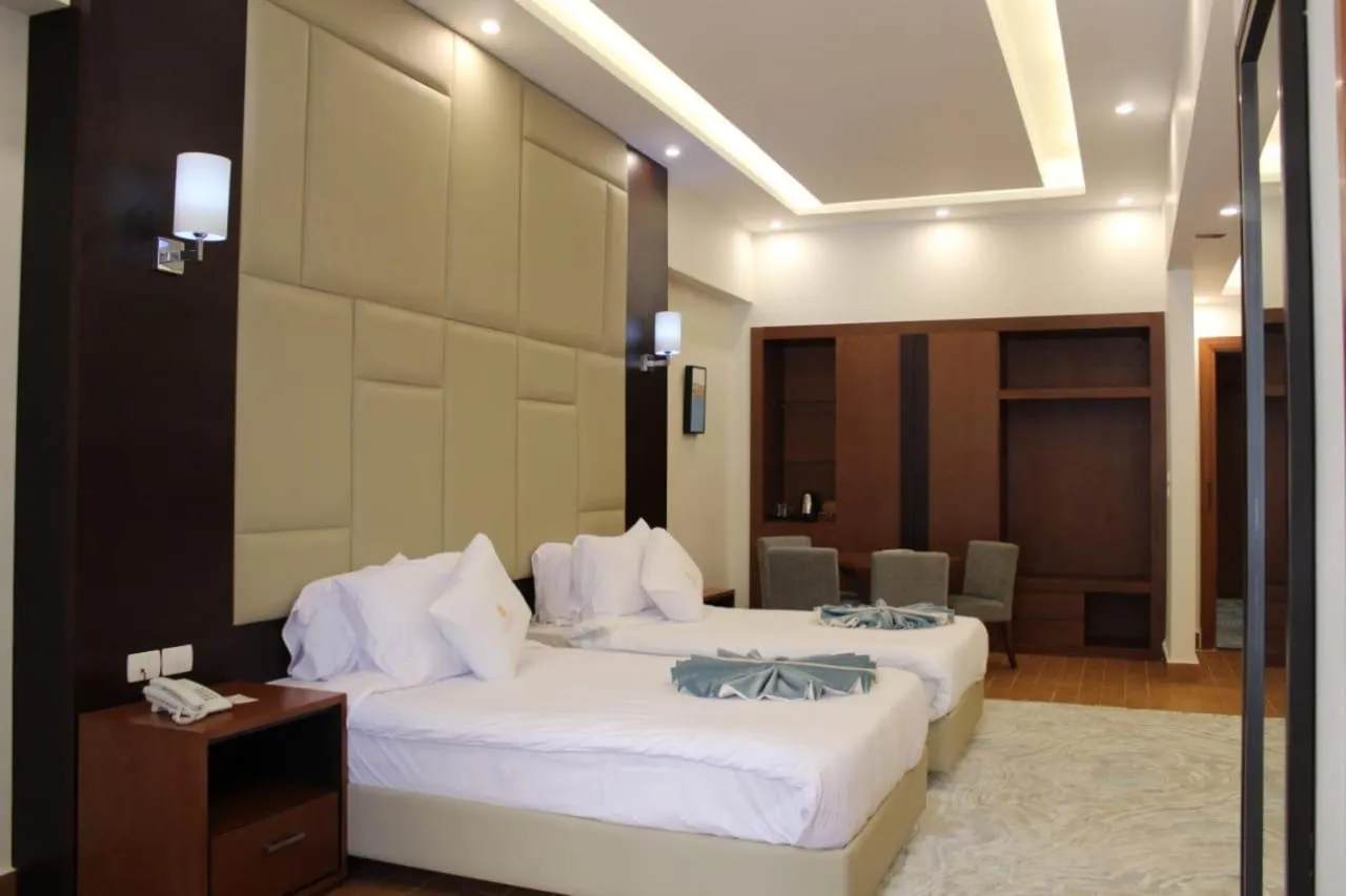 Bed in Royal Jewel Al Raml Hotel