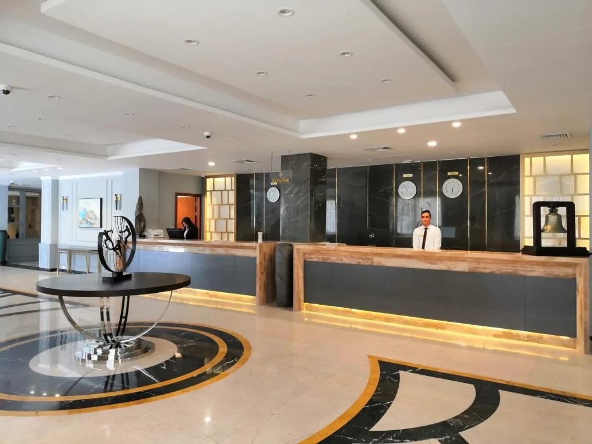 Lobby or reception in Royal Jewel Al Raml Hotel