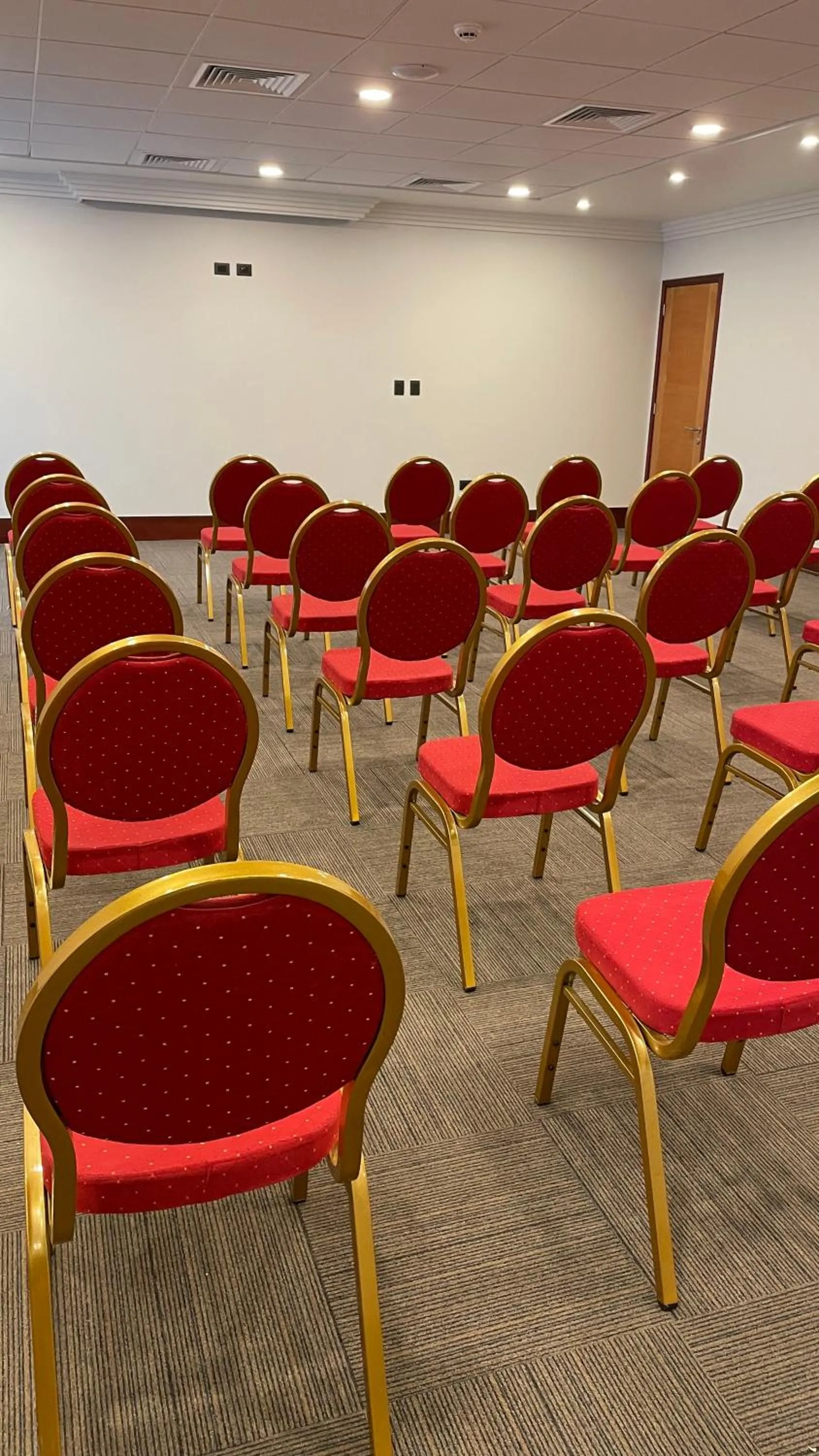 Meeting/conference room in Hotel Diego de Almagro Temuco Express