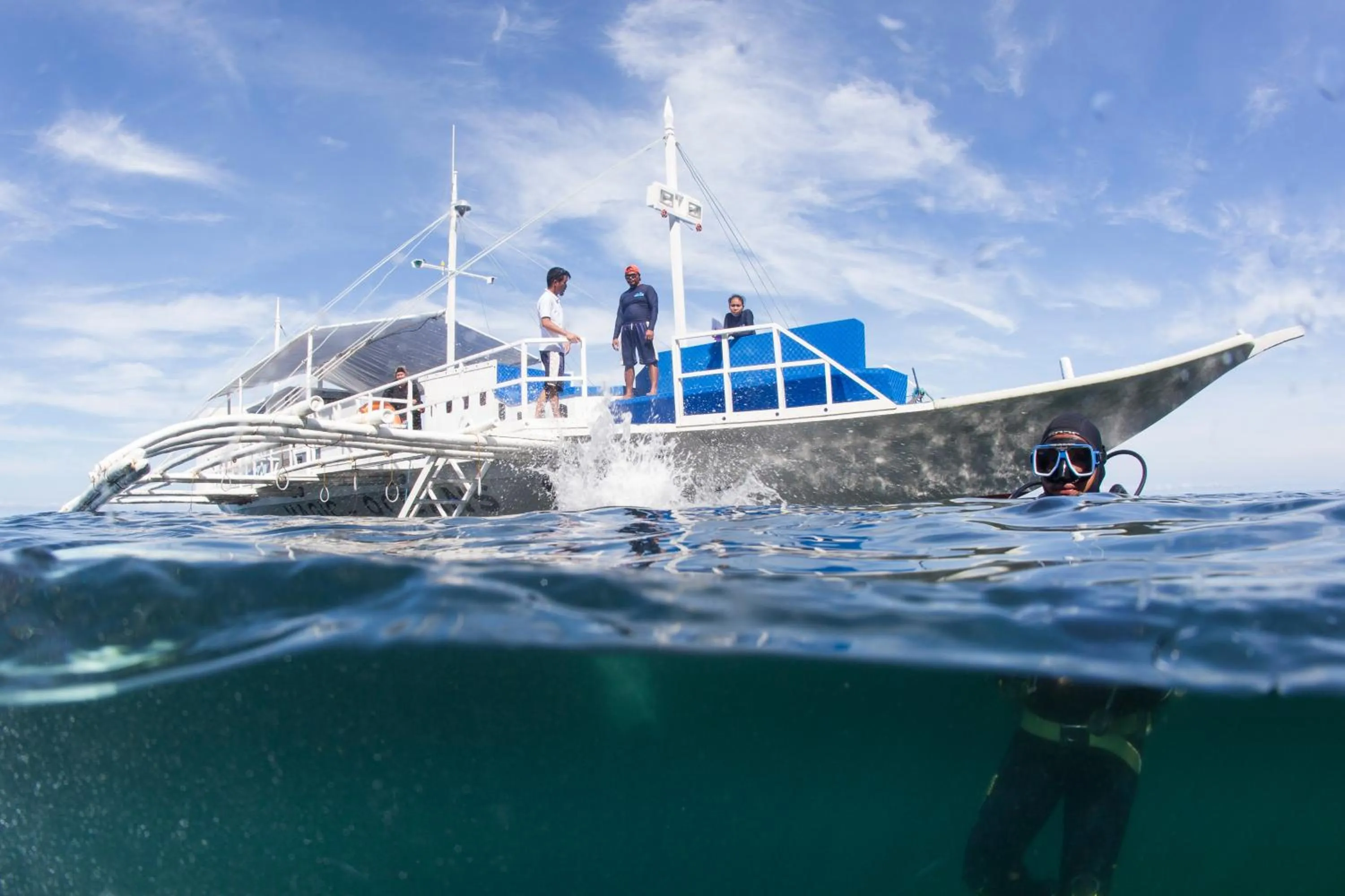 Diving in Cabagnow Seaside Resort