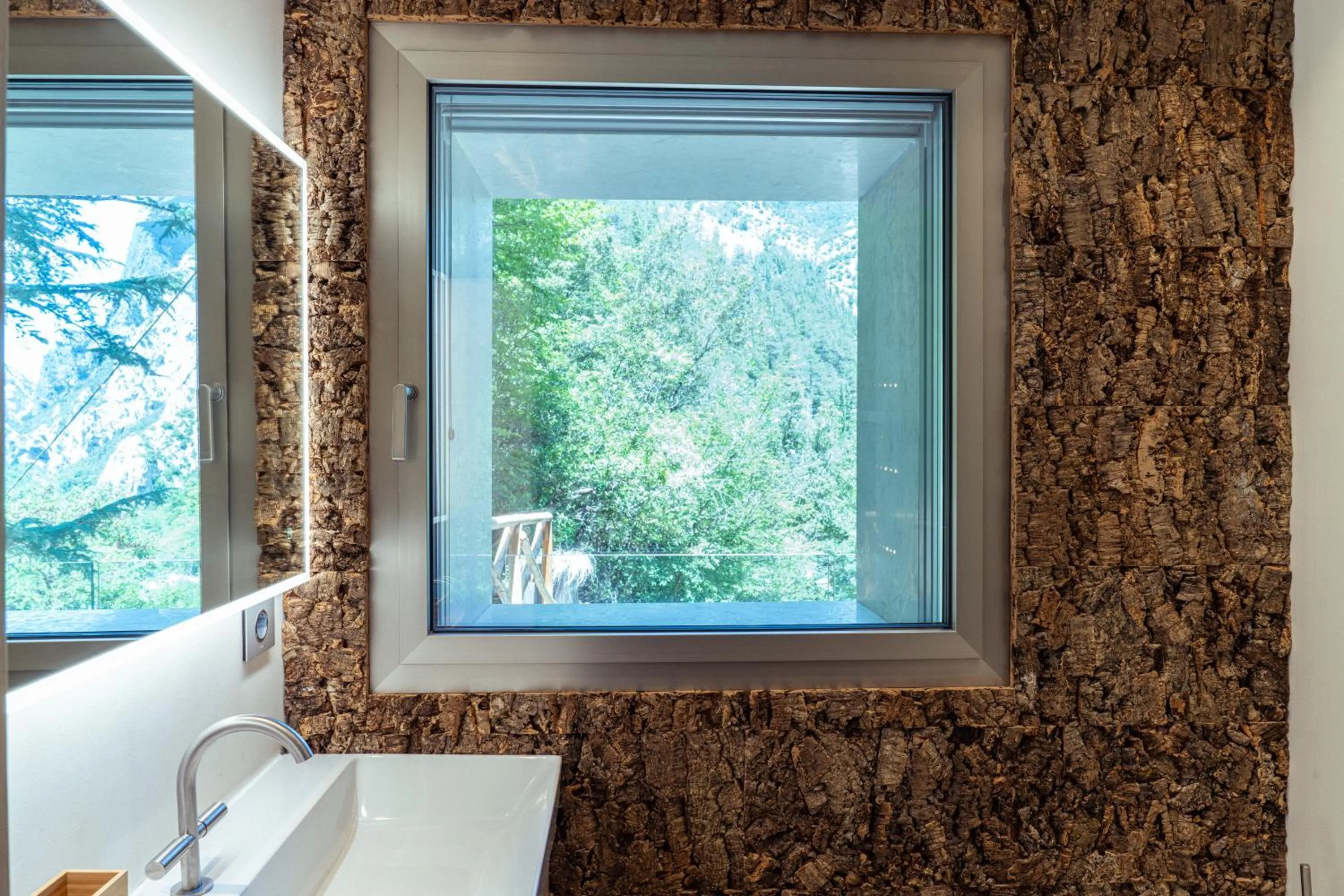 Bathroom in La Forestale Luxury Ecolodge B&B Primo Piano