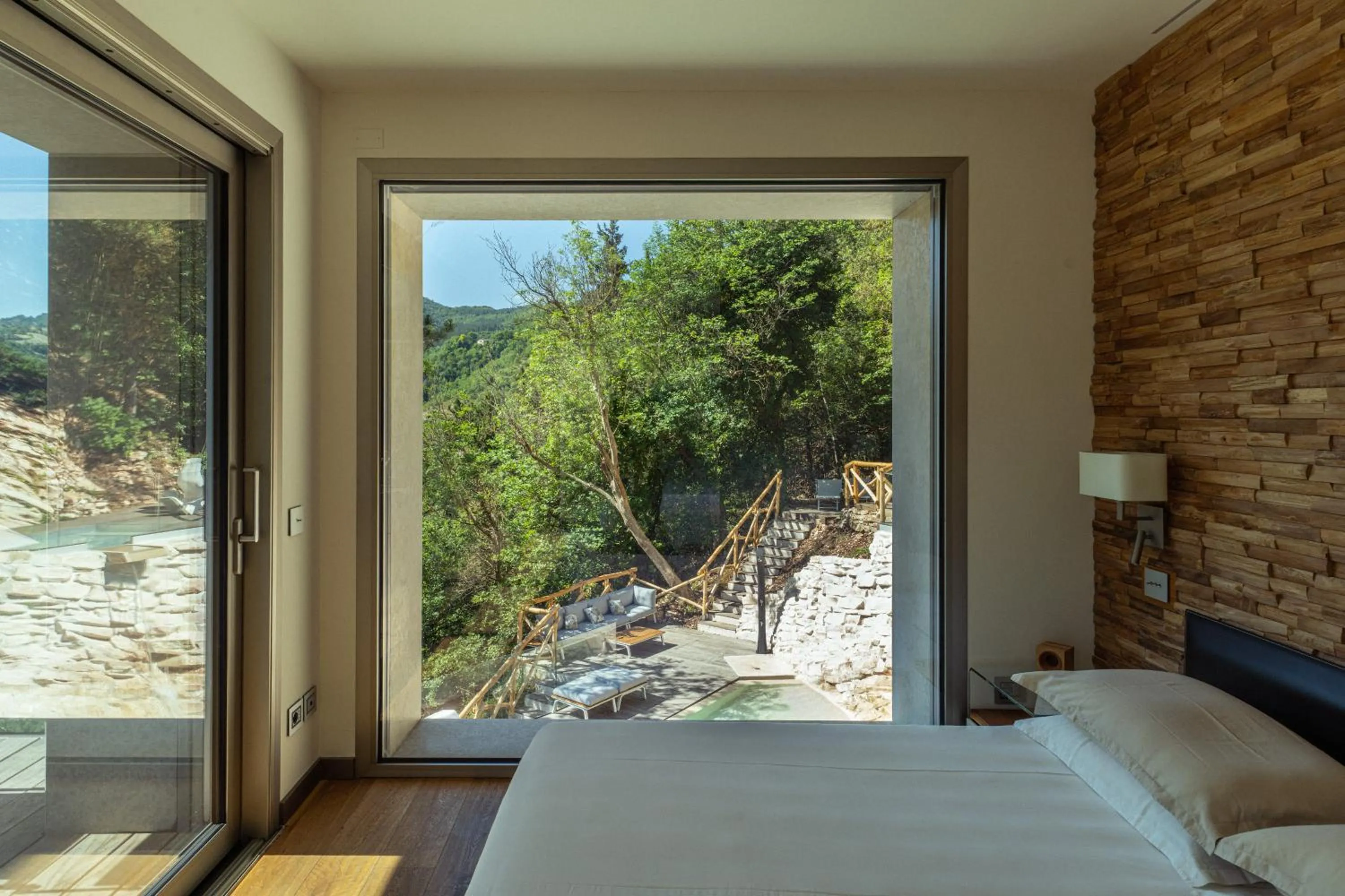 Natural landscape, Bed in La Forestale Luxury Ecolodge B&B Primo Piano