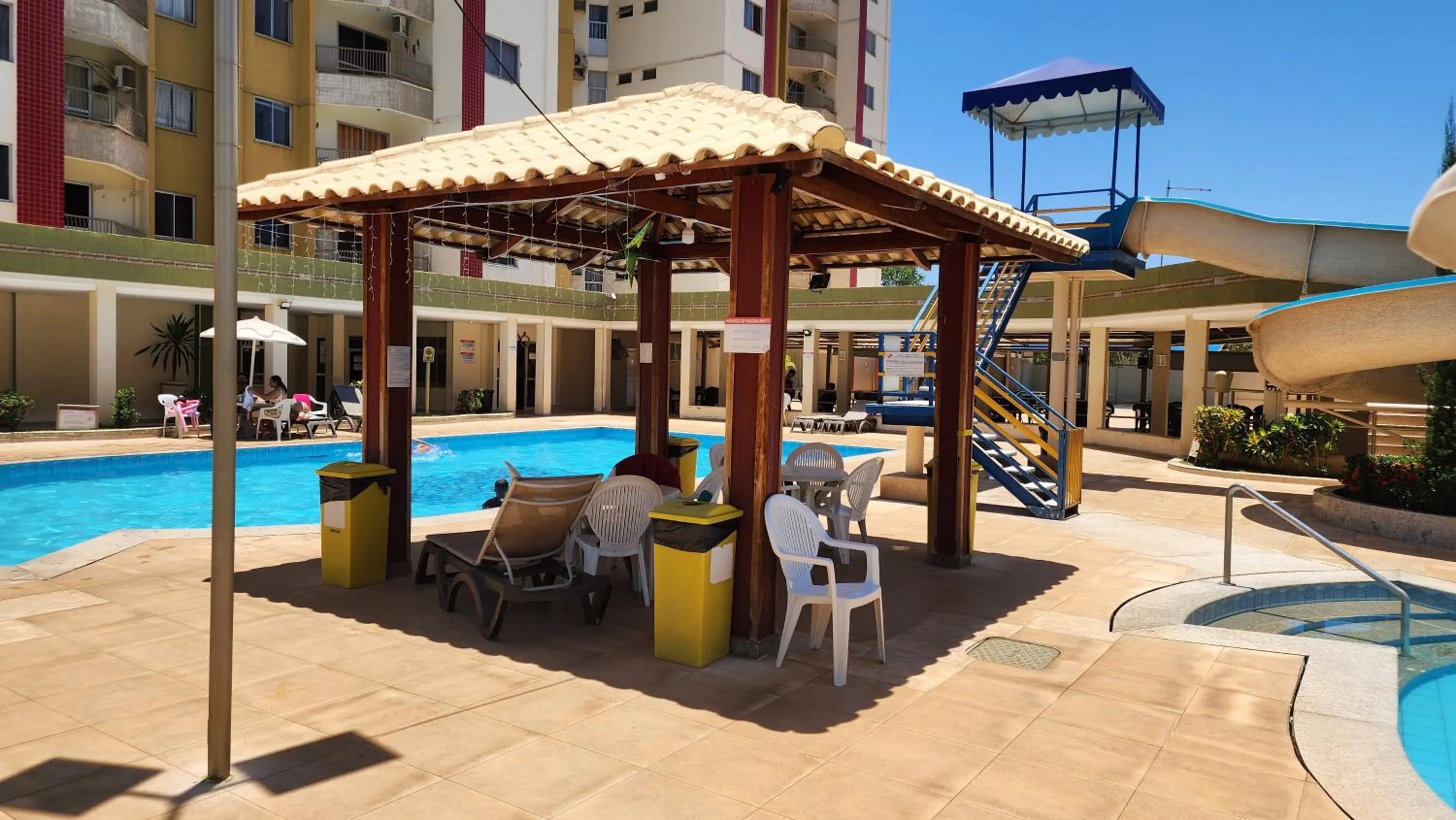 Swimming pool in Prive das Thermas - 301B