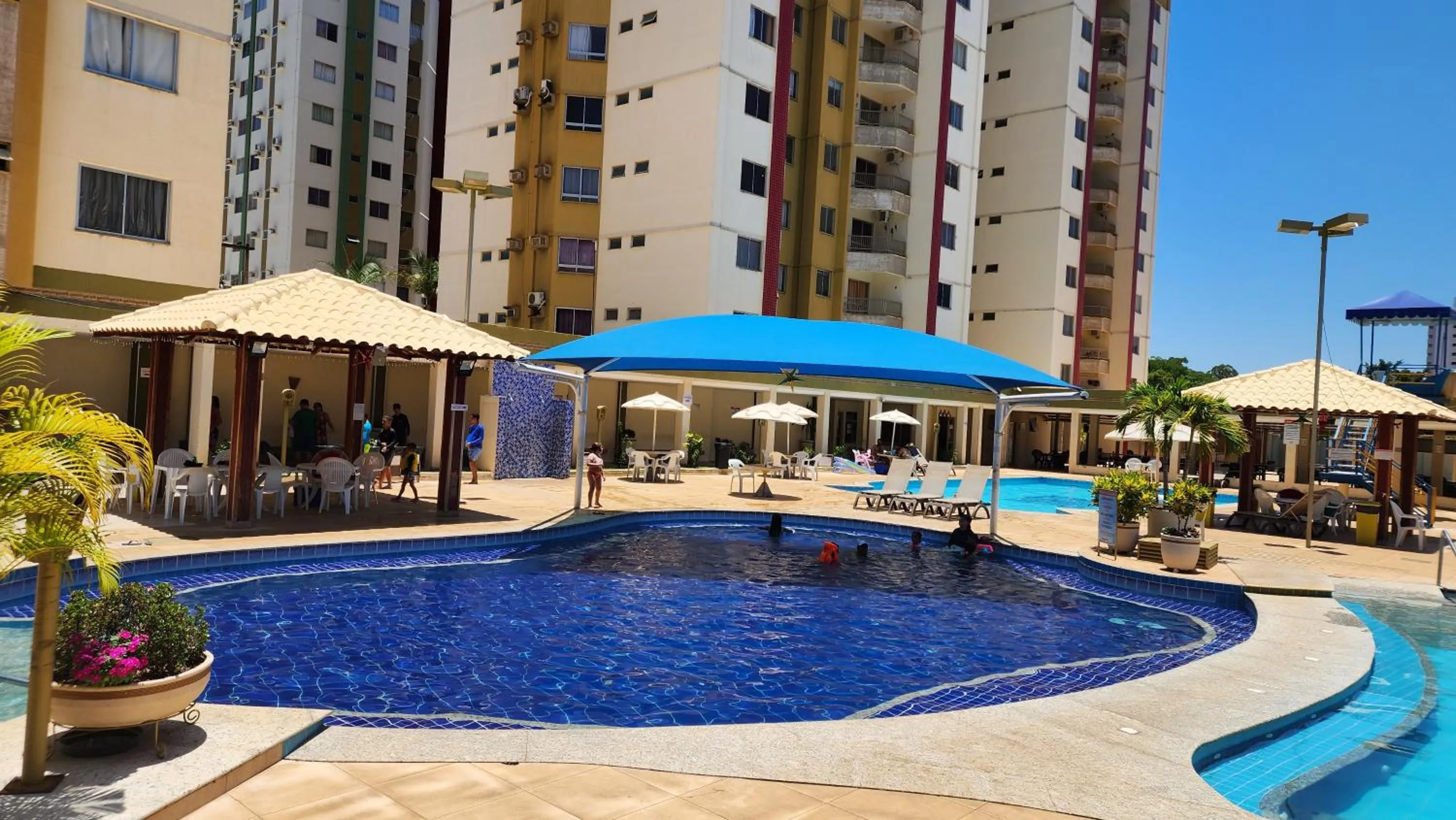 Swimming pool in Prive das Thermas - 301B