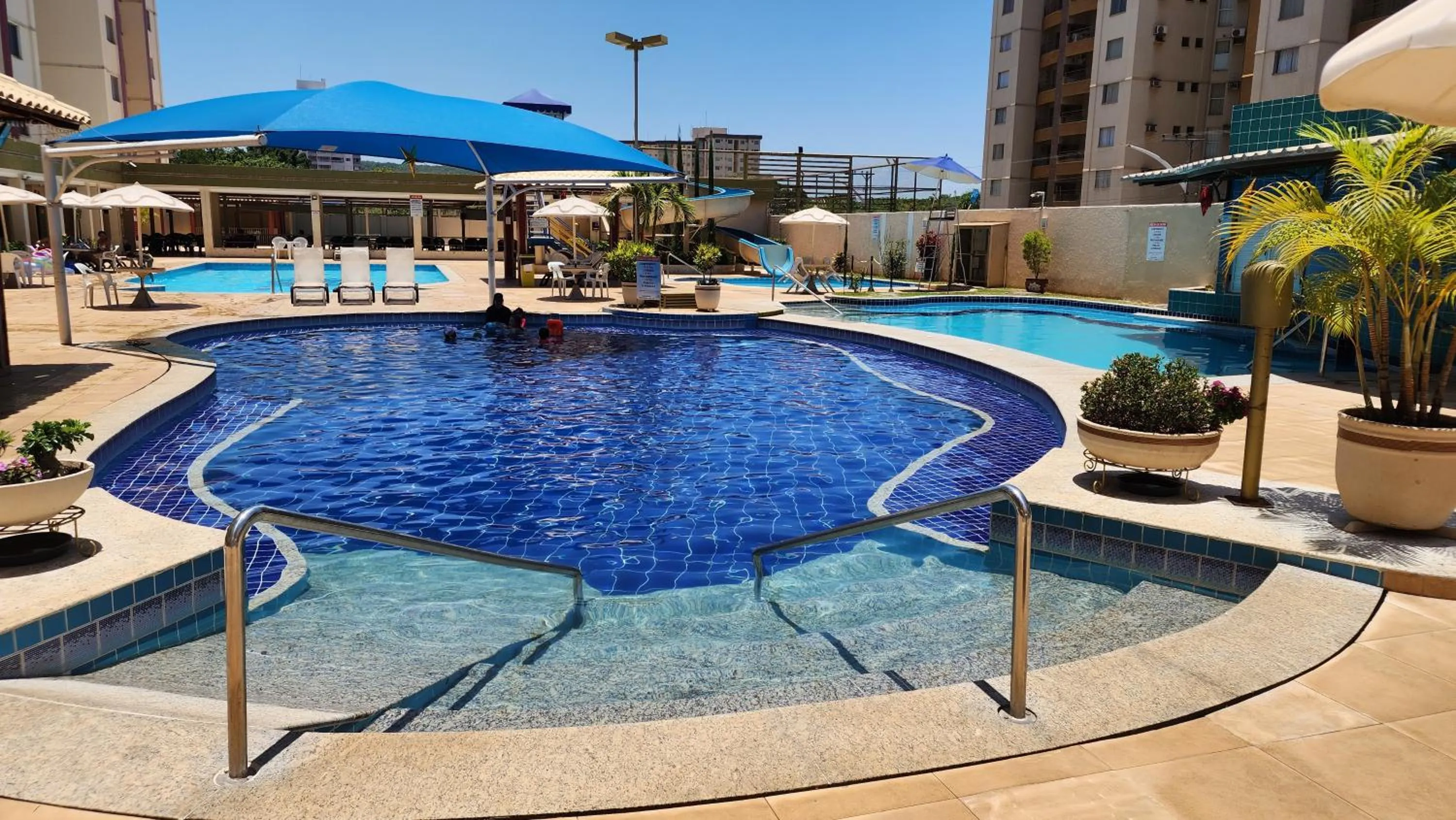 Swimming pool in Prive das Thermas - 301B