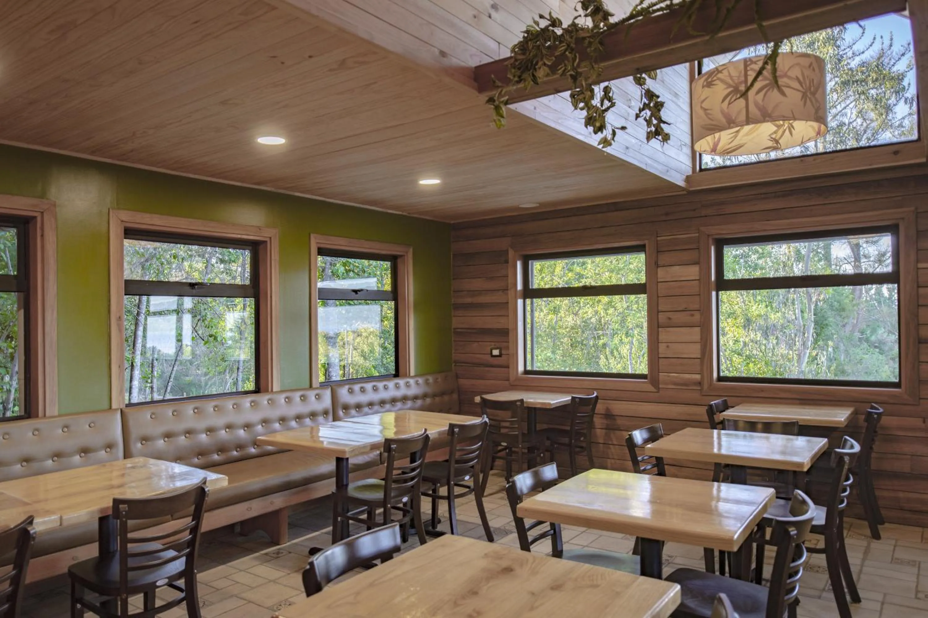 Restaurant/places to eat in Das Dorf Hotel