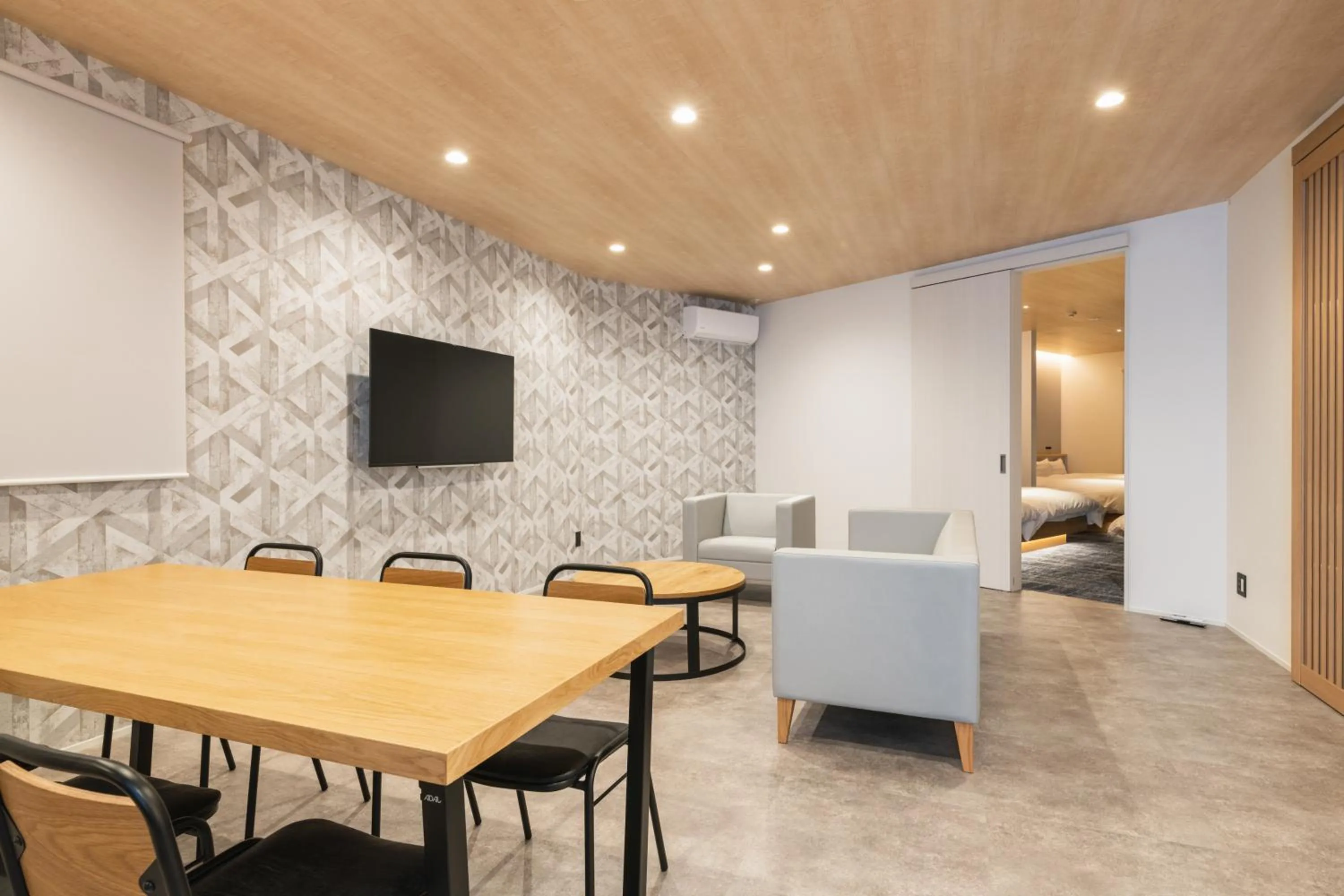 Photo of the whole room, Bed in J-STAY Beppu indigo