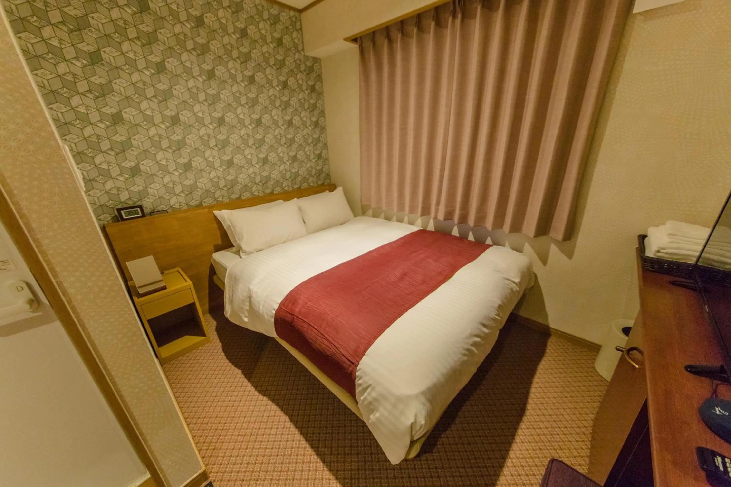 Bed, Room Photo in Cutter INN KYOTO