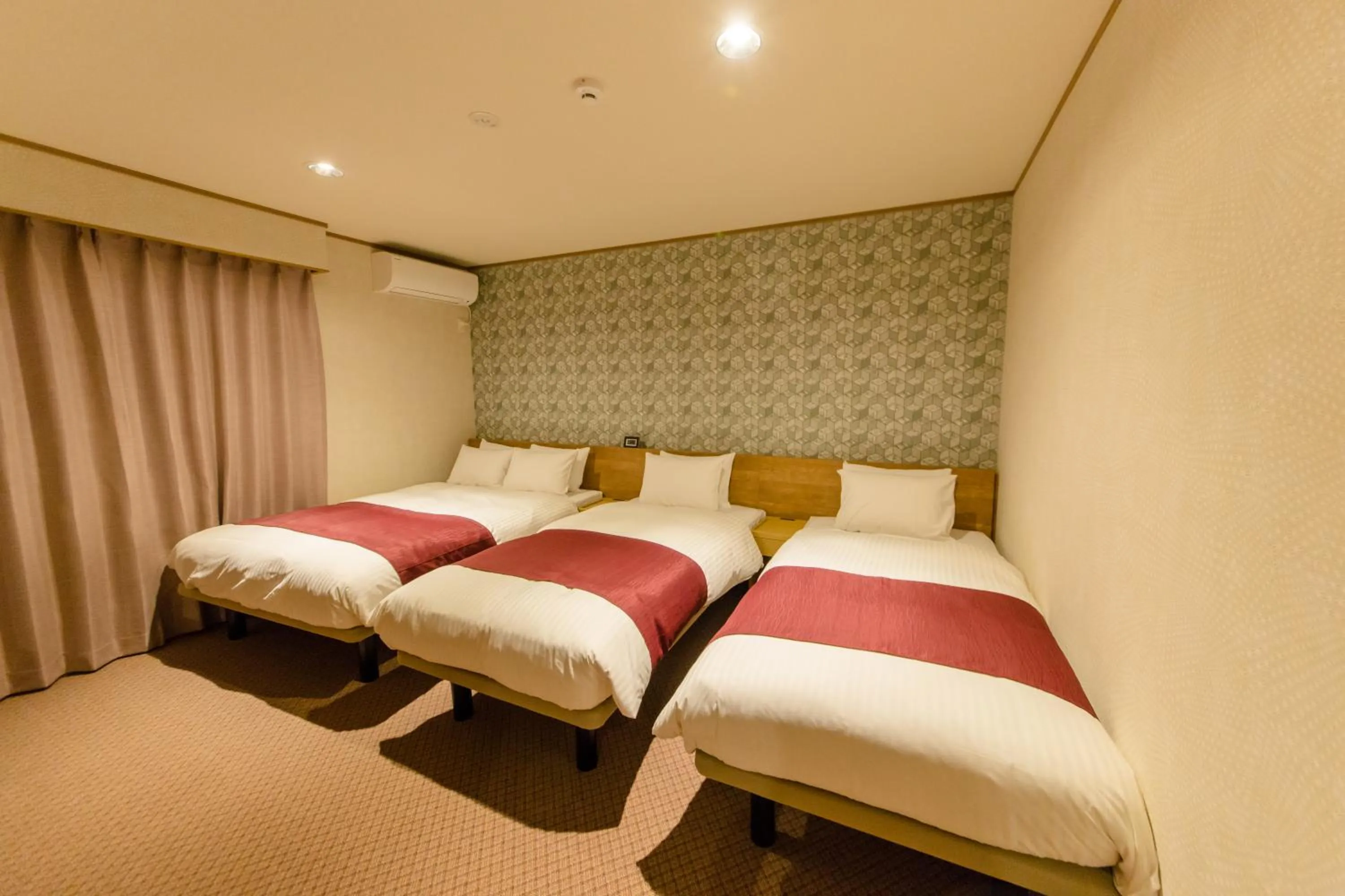 Bed, Room Photo in Cutter INN KYOTO