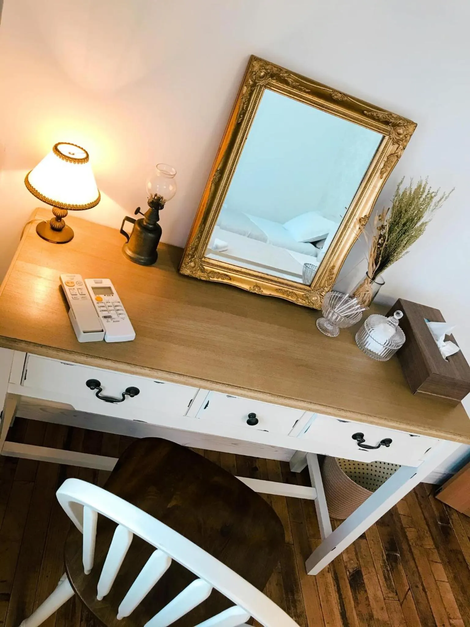 Bedroom in L'AtelieR Guest House Yonago