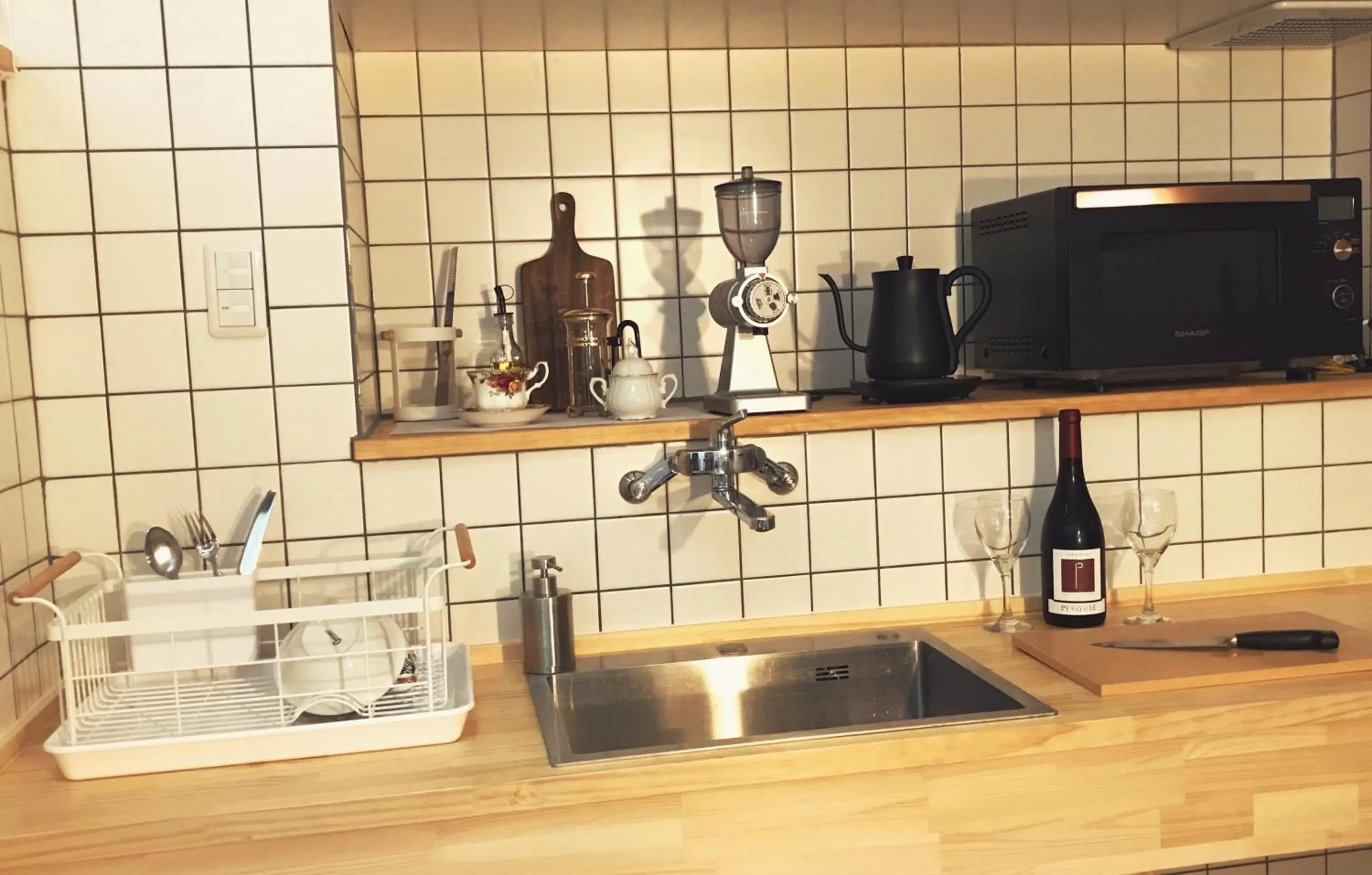 Coffee/tea facilities in L'AtelieR Guest House Yonago