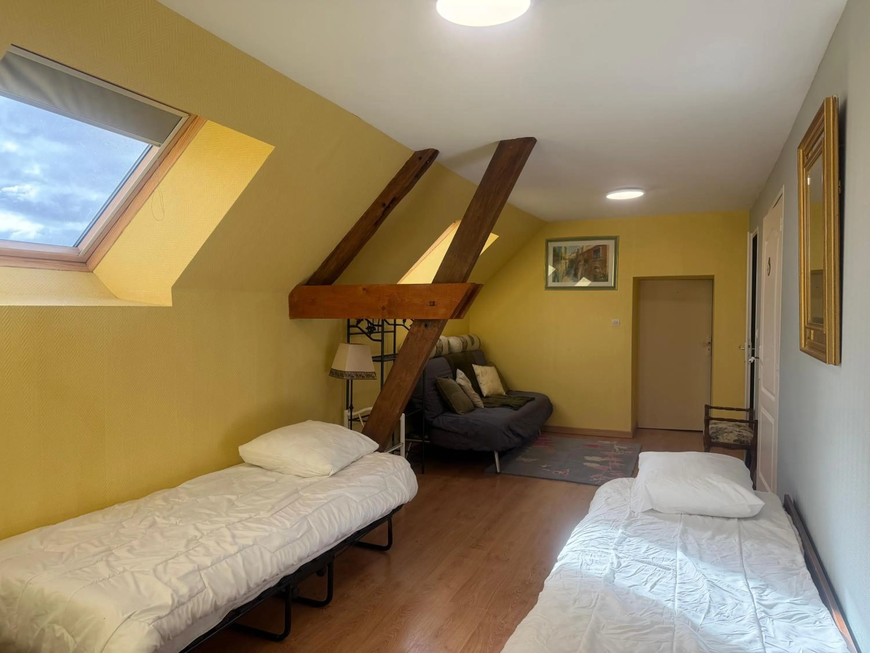 Bed in Gîte de groupe La Chapinière 7 min ZooParc Beauval