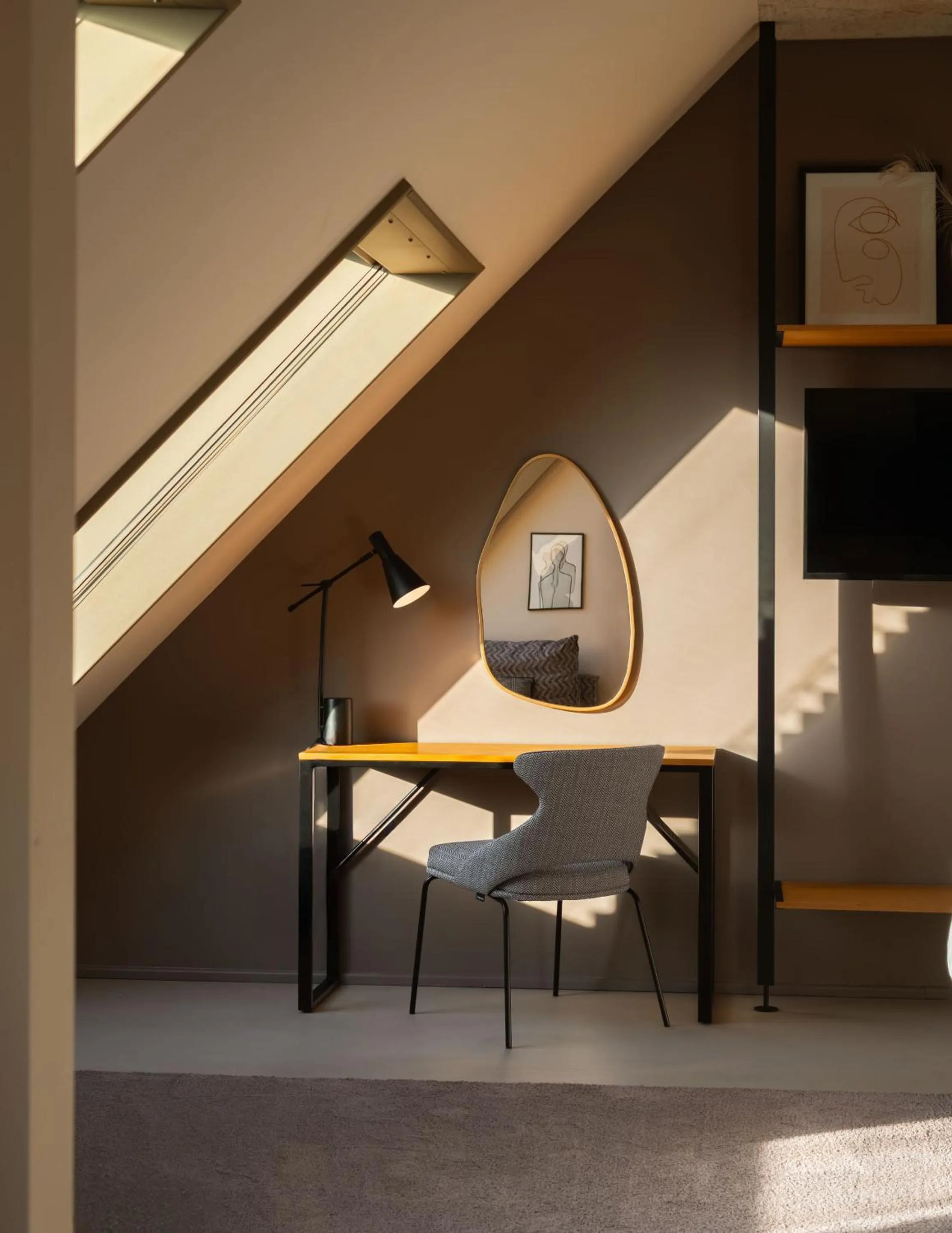 Decorative detail in Hotel Miano by Limehome