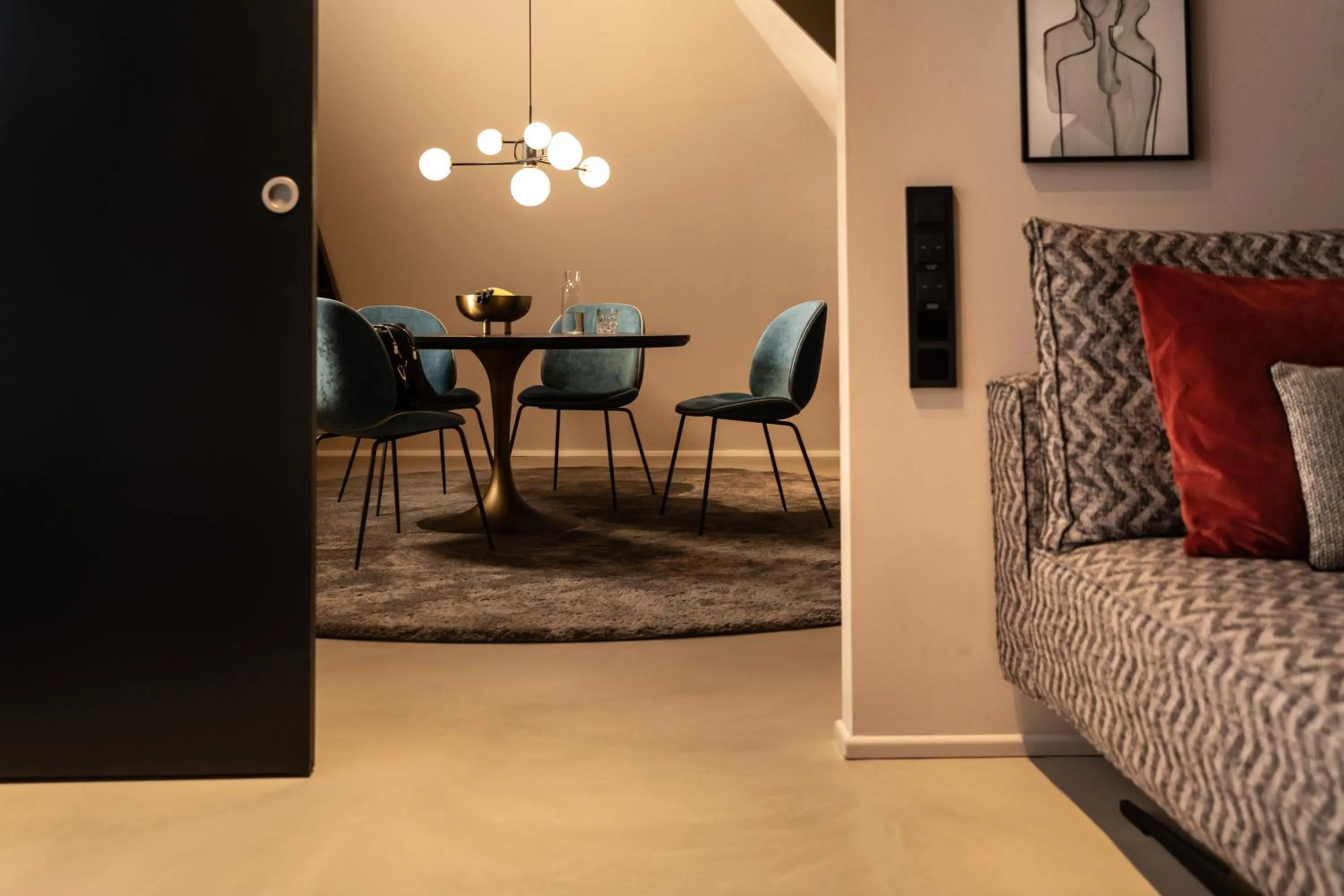 Dining area in MIANO Hotel & Bar