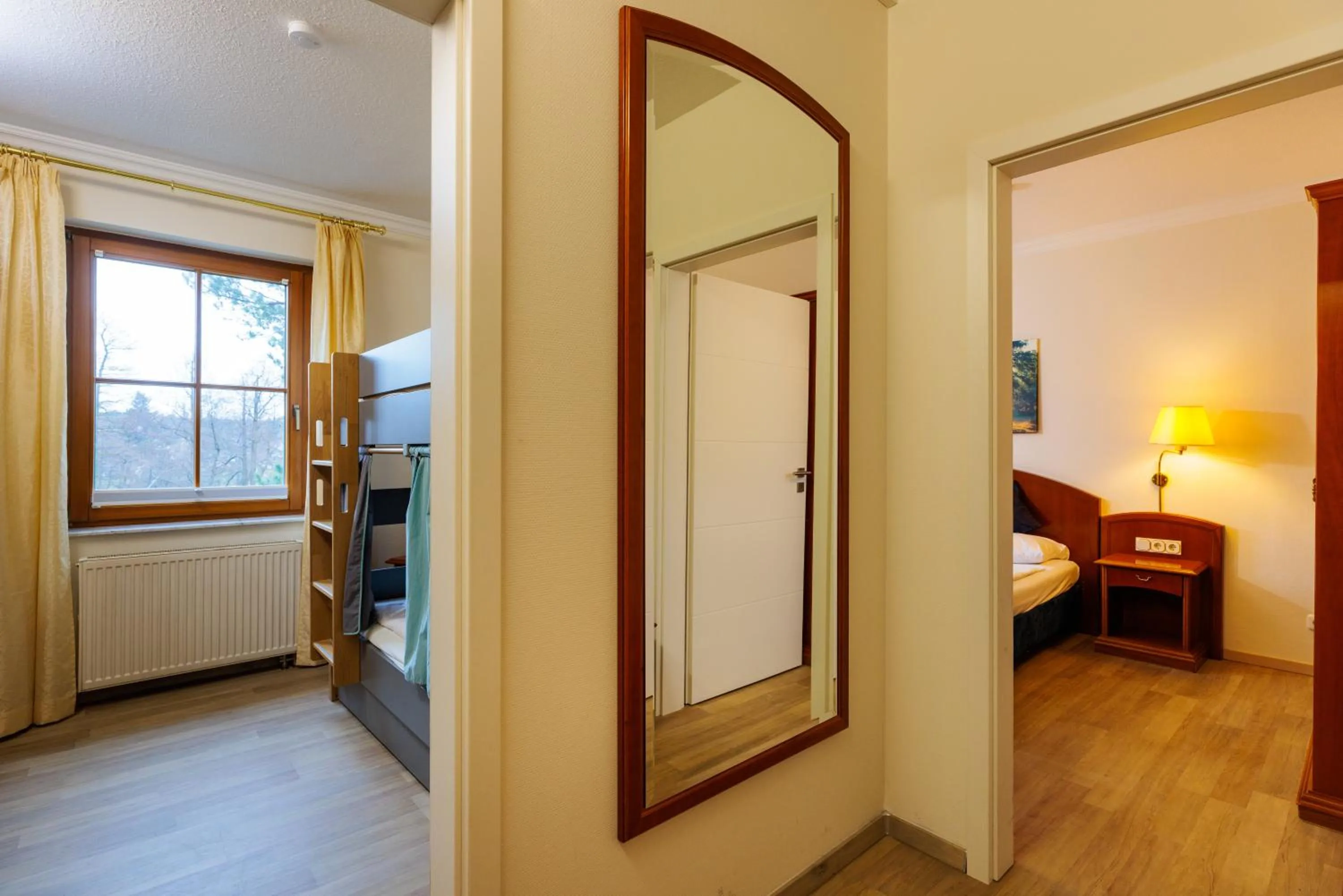 Bedroom, Bed in Residenz Seehotel Berlin Brandenburg