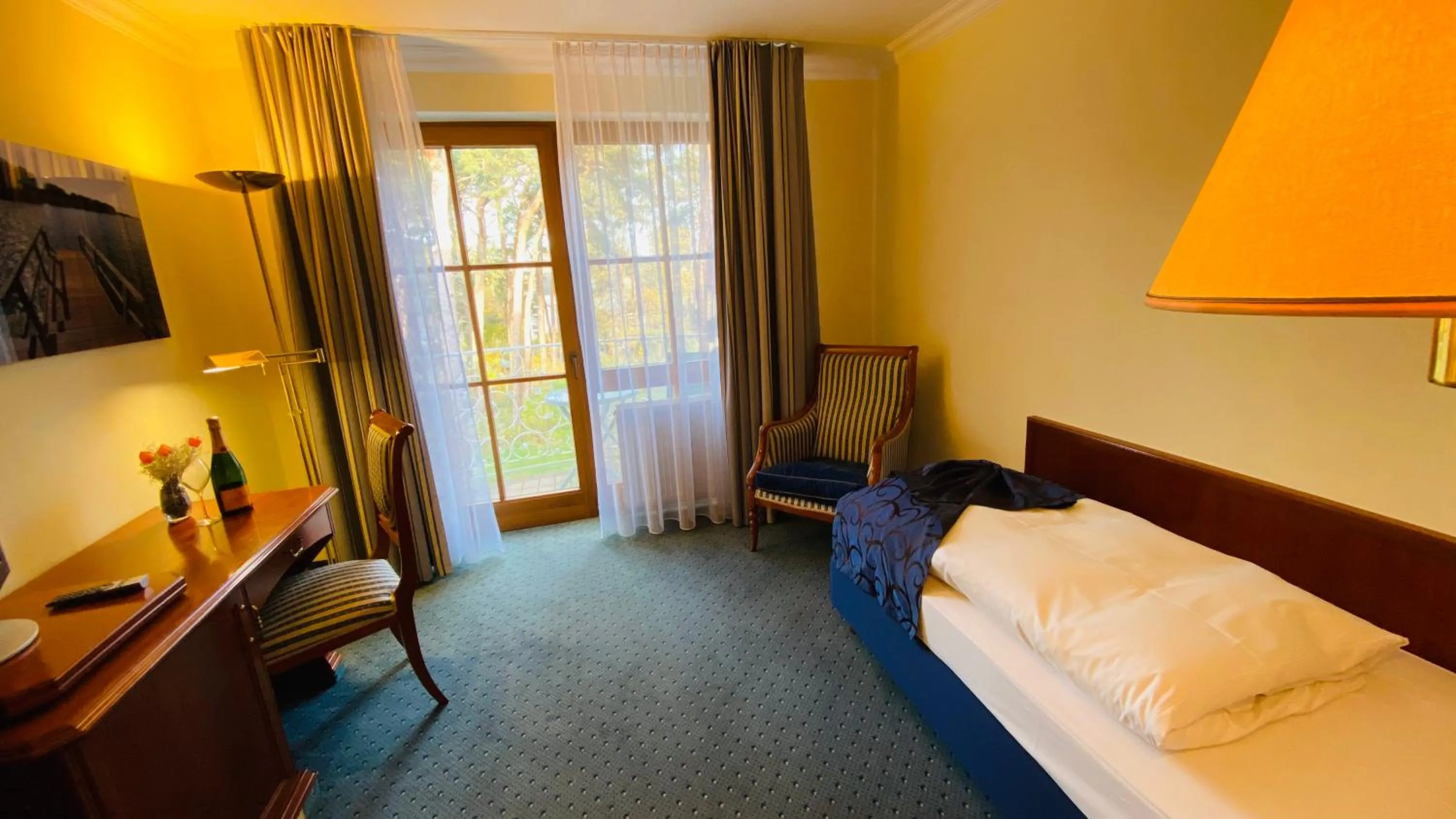 Bed in Residenz Seehotel Berlin Brandenburg