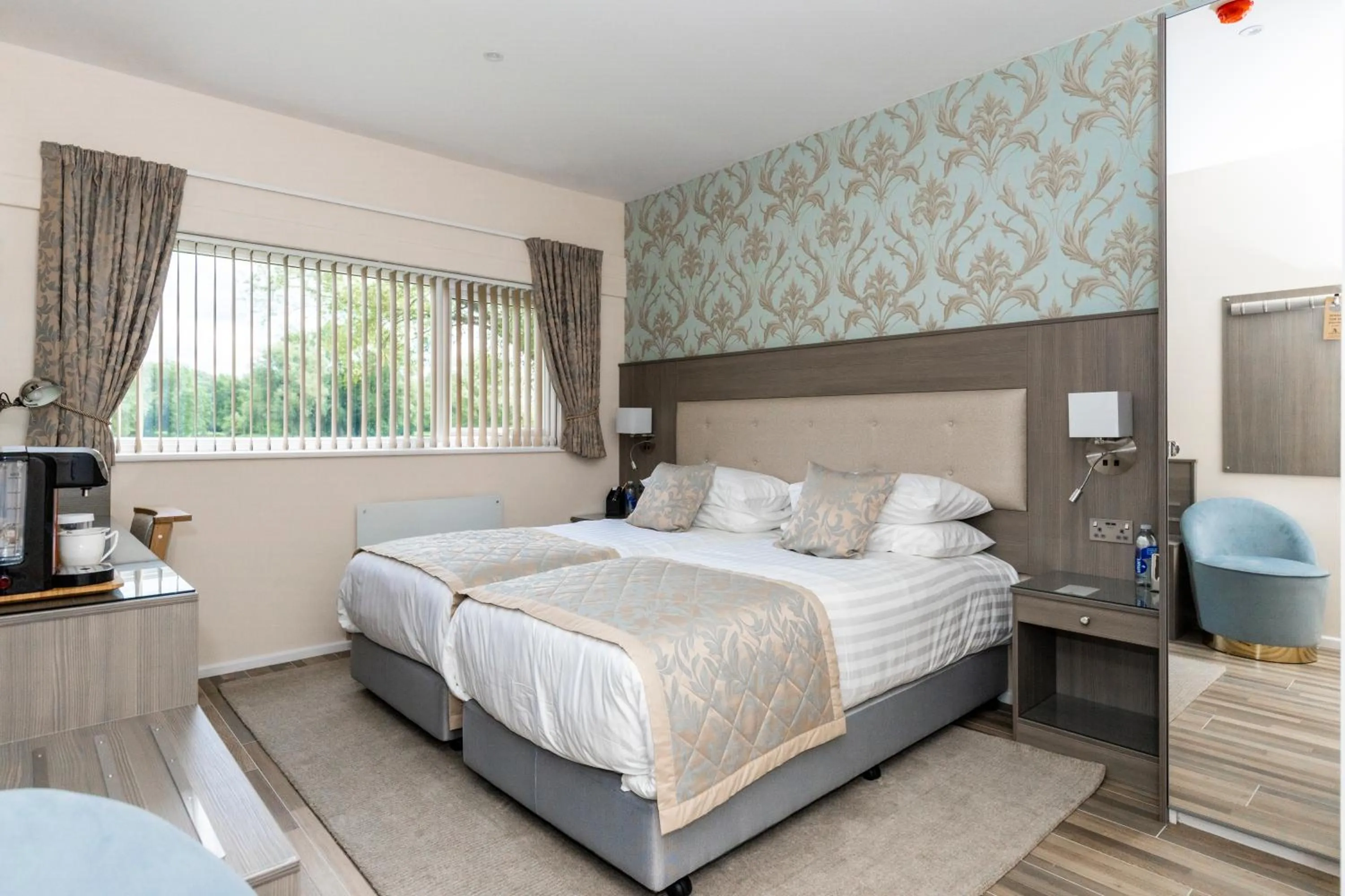 Bed in Kingfisher Hotel, Golf and Country Club