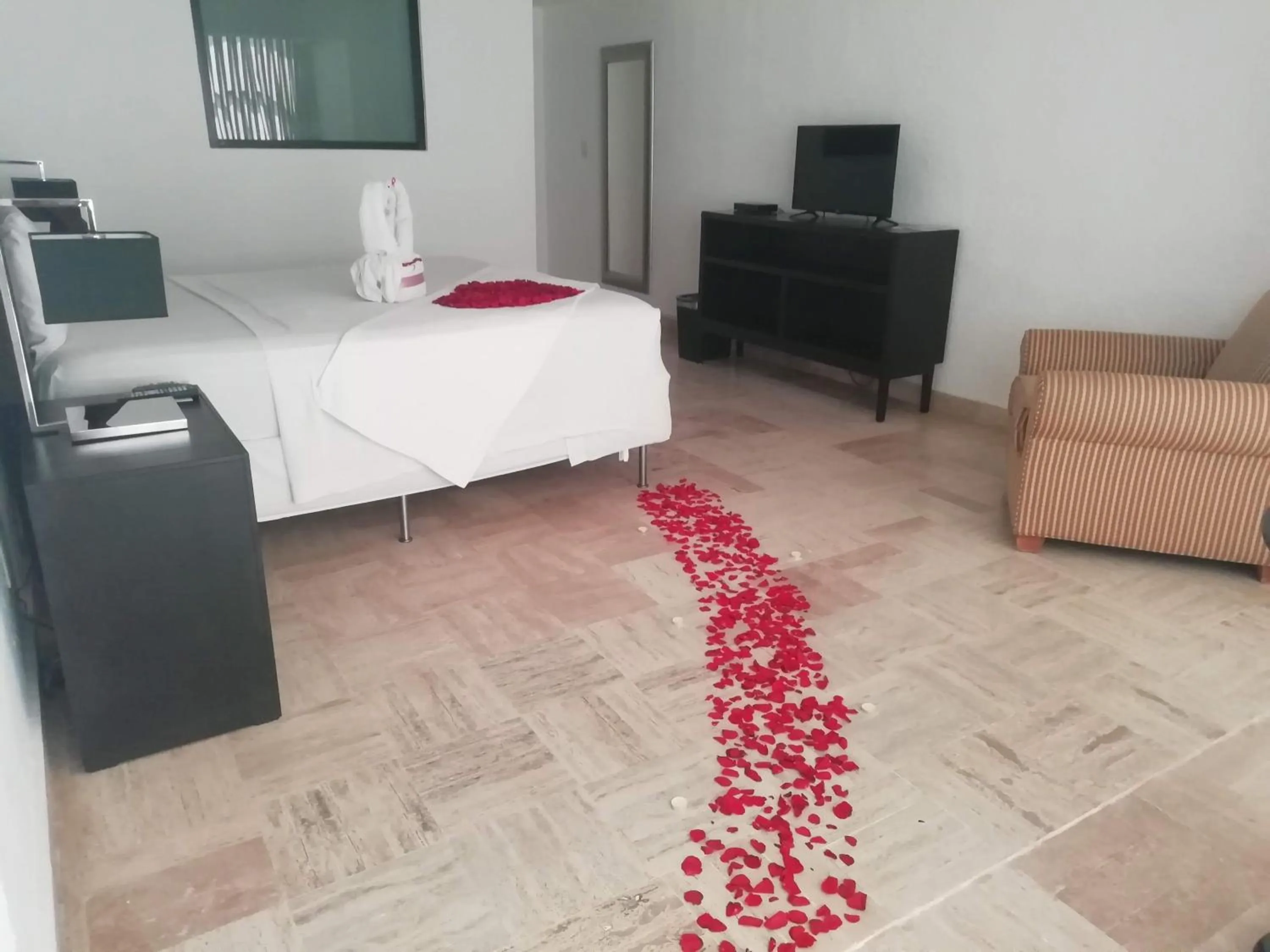 TV and multimedia, Bed in Hotel Green 16