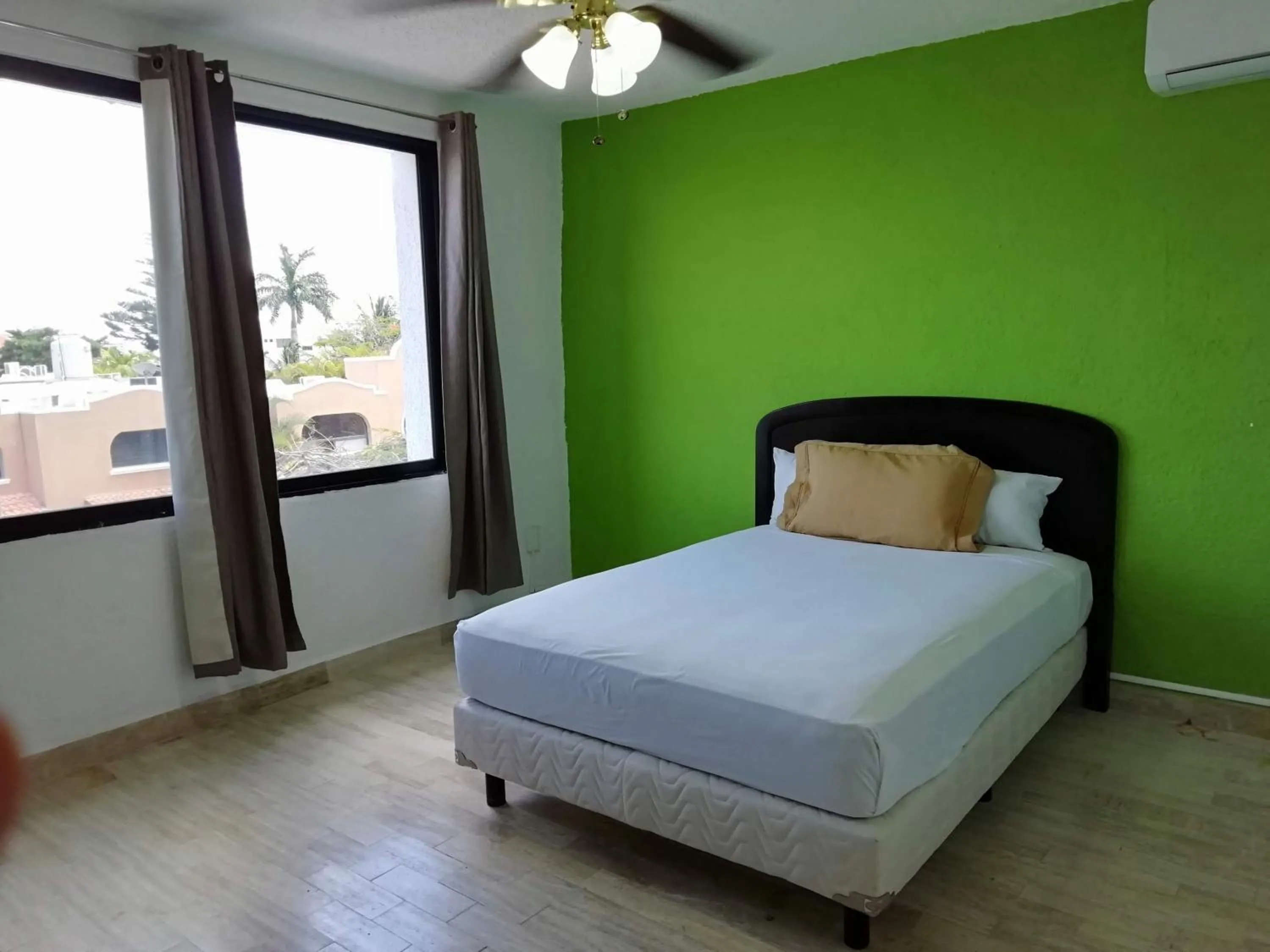 Nearby landmark, Bed in Hotel Green 16