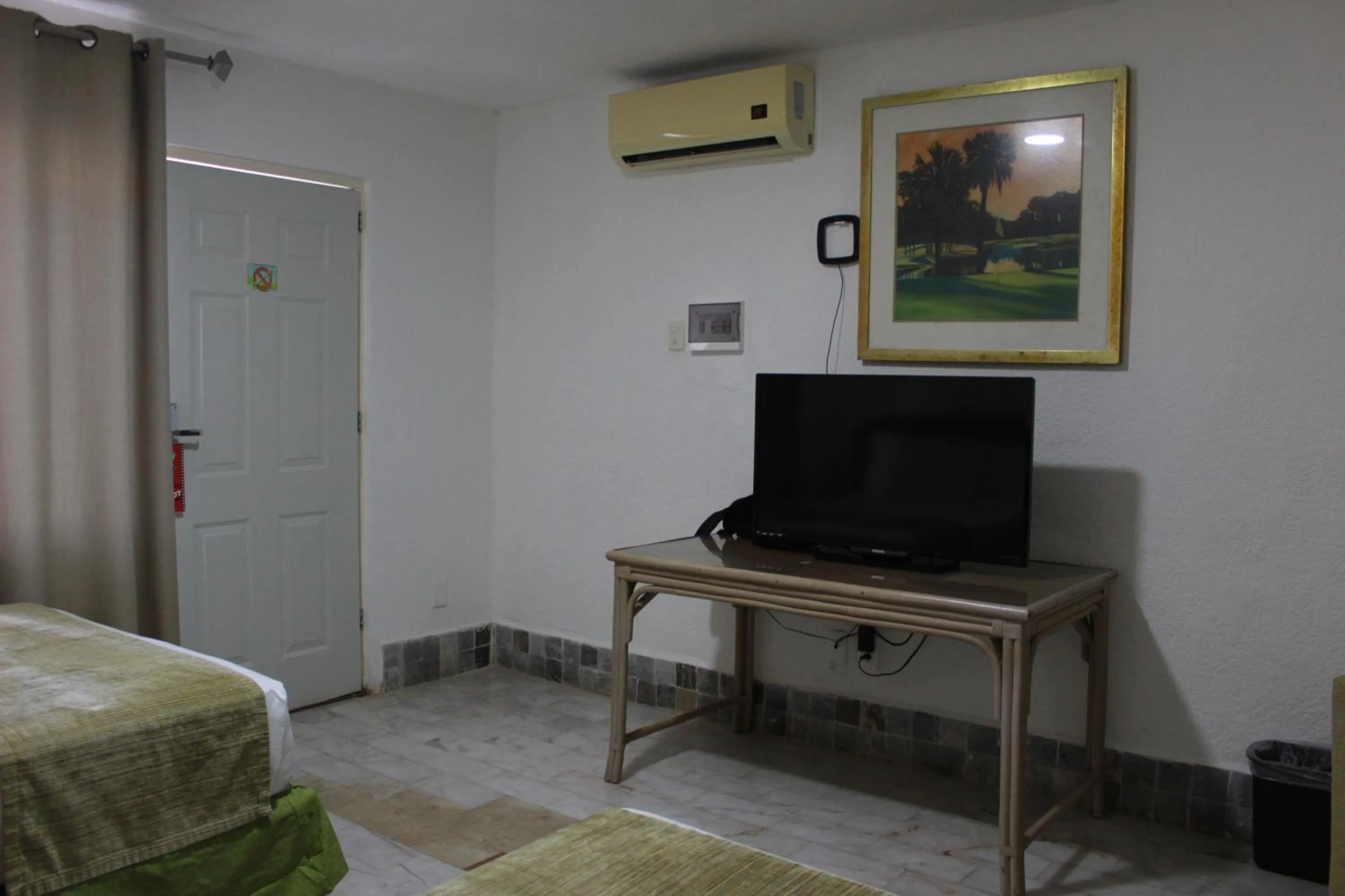 TV and multimedia, Bed in Hotel Green 16