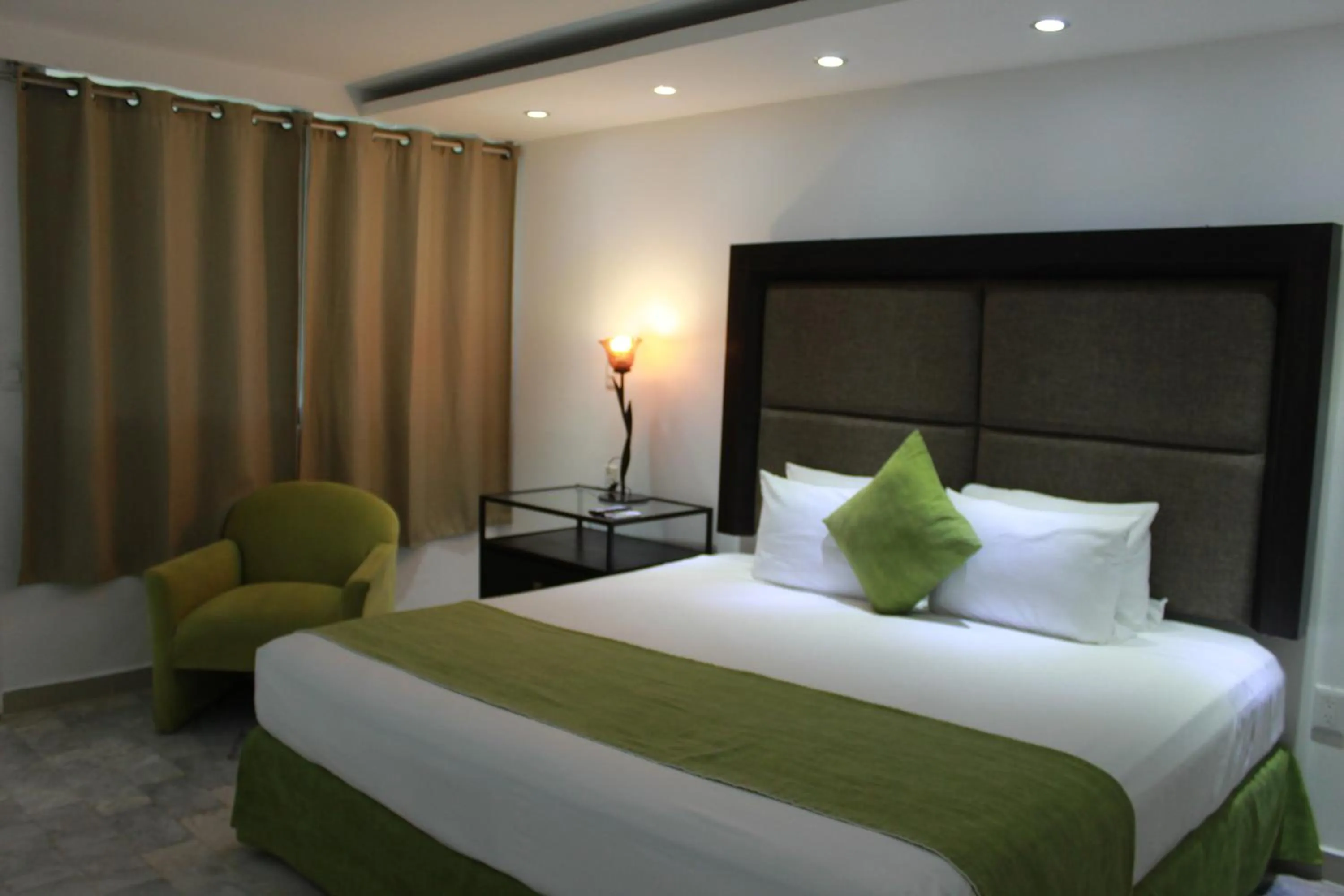 Bedroom, Bed in Hotel Green 16