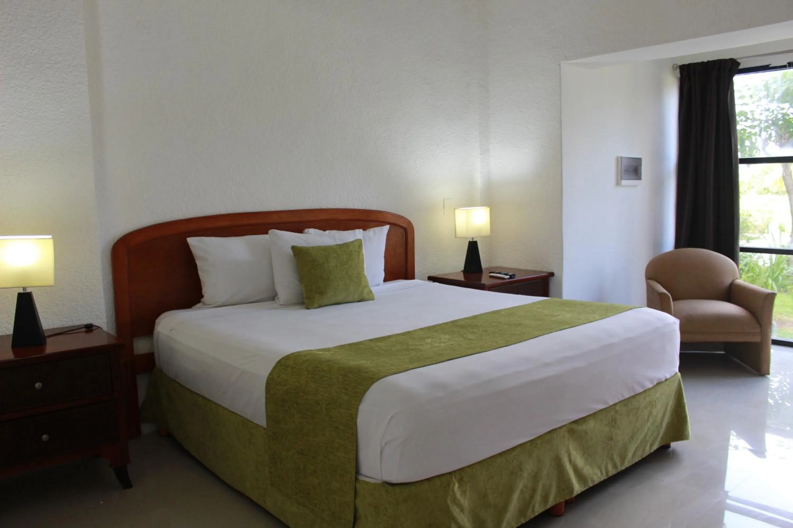 Photo of the whole room, Bed in Hotel Green 16