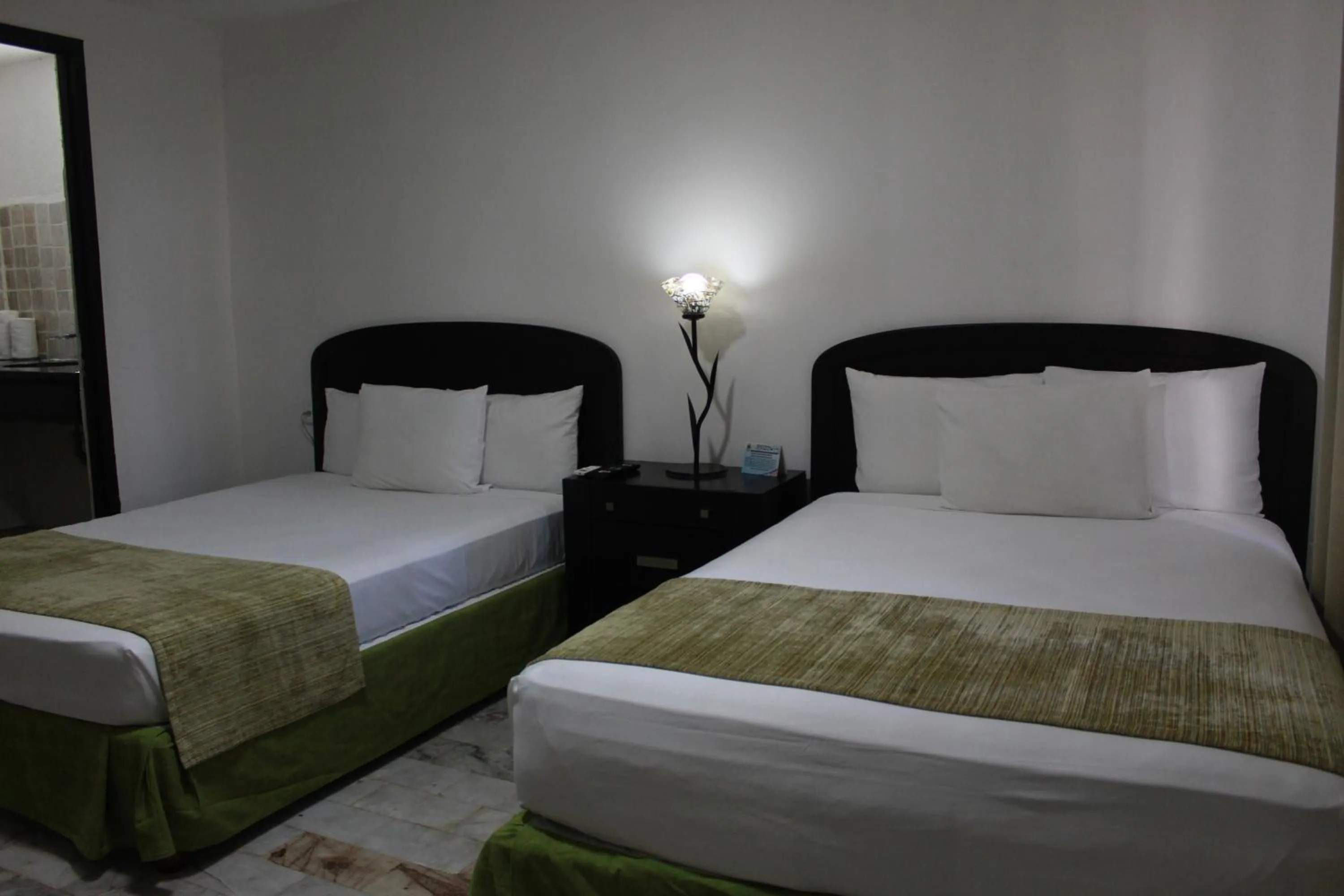 Bedroom, Bed in Hotel Green 16